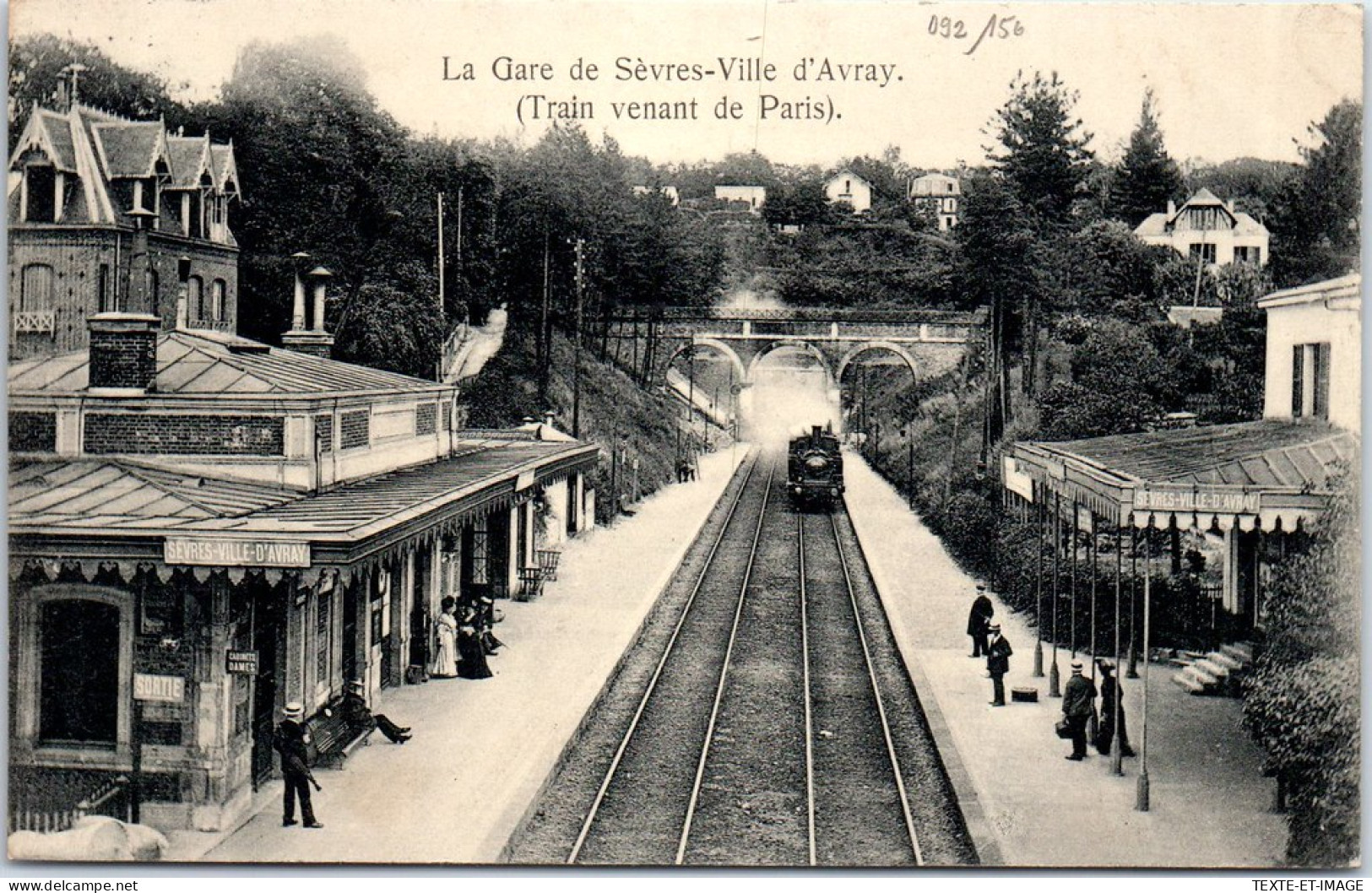 92 VILLE D'AVRAY - La Gare, Train Venant De Paris. - Ville D'Avray