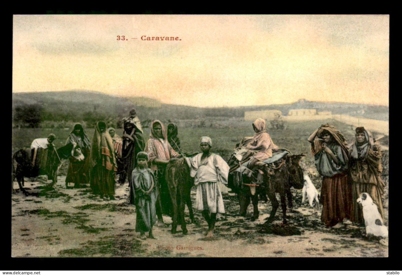 TUNISIE - SCENES ET TYPES - EDITEUR GARRIGUES CARTE COLORISEE - CARAVANE - Tunisie