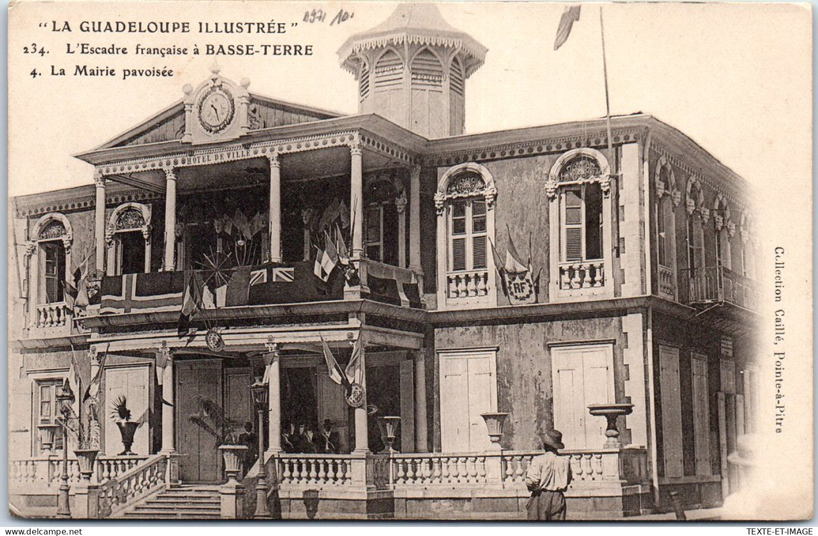 971 BASSE TERRE - L'escadre Francaise, La Mairie Pavoisee - Sonstige & Ohne Zuordnung