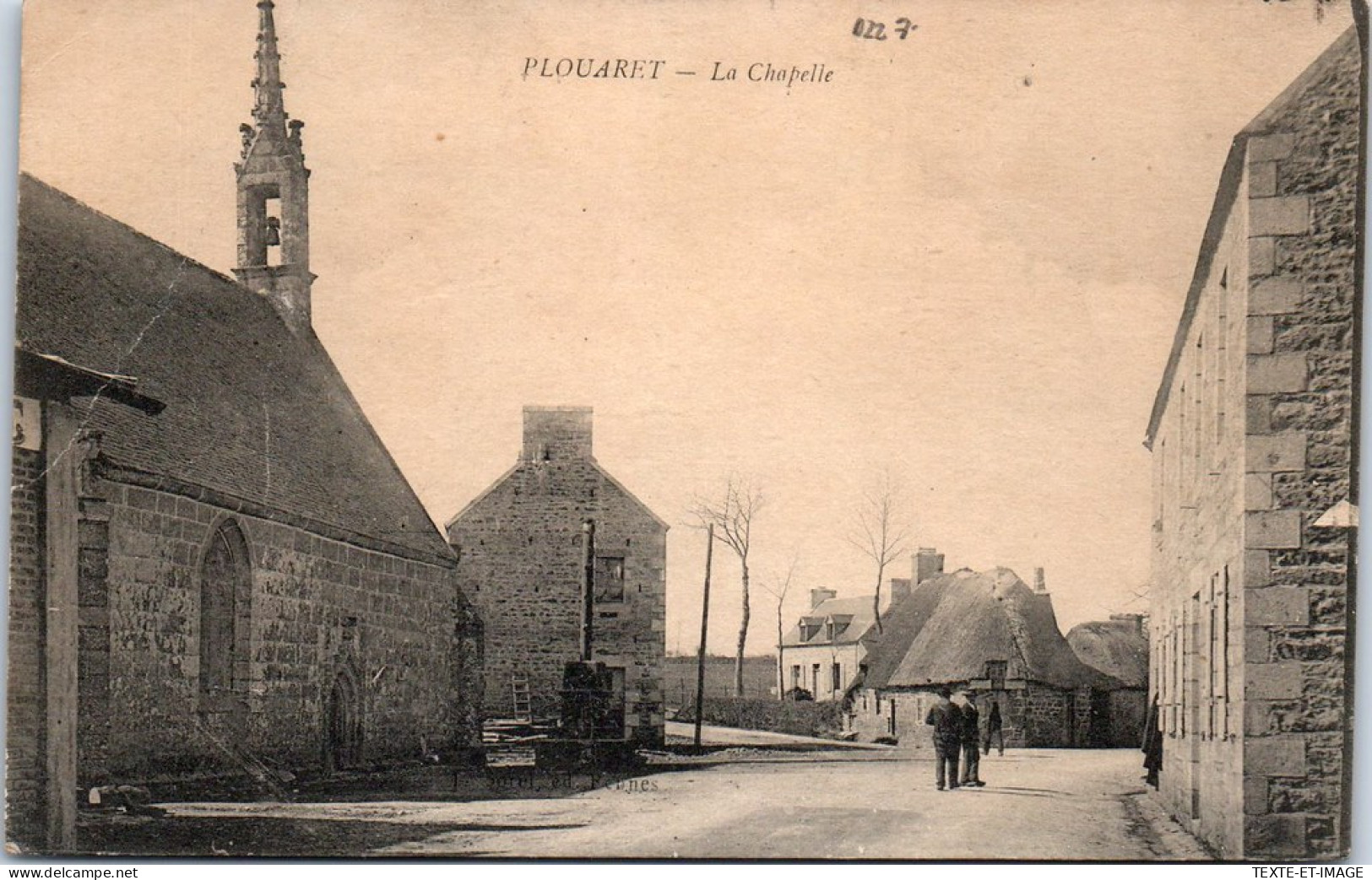 22 PLOUARET - Vue De La Chapelle. - Plouaret