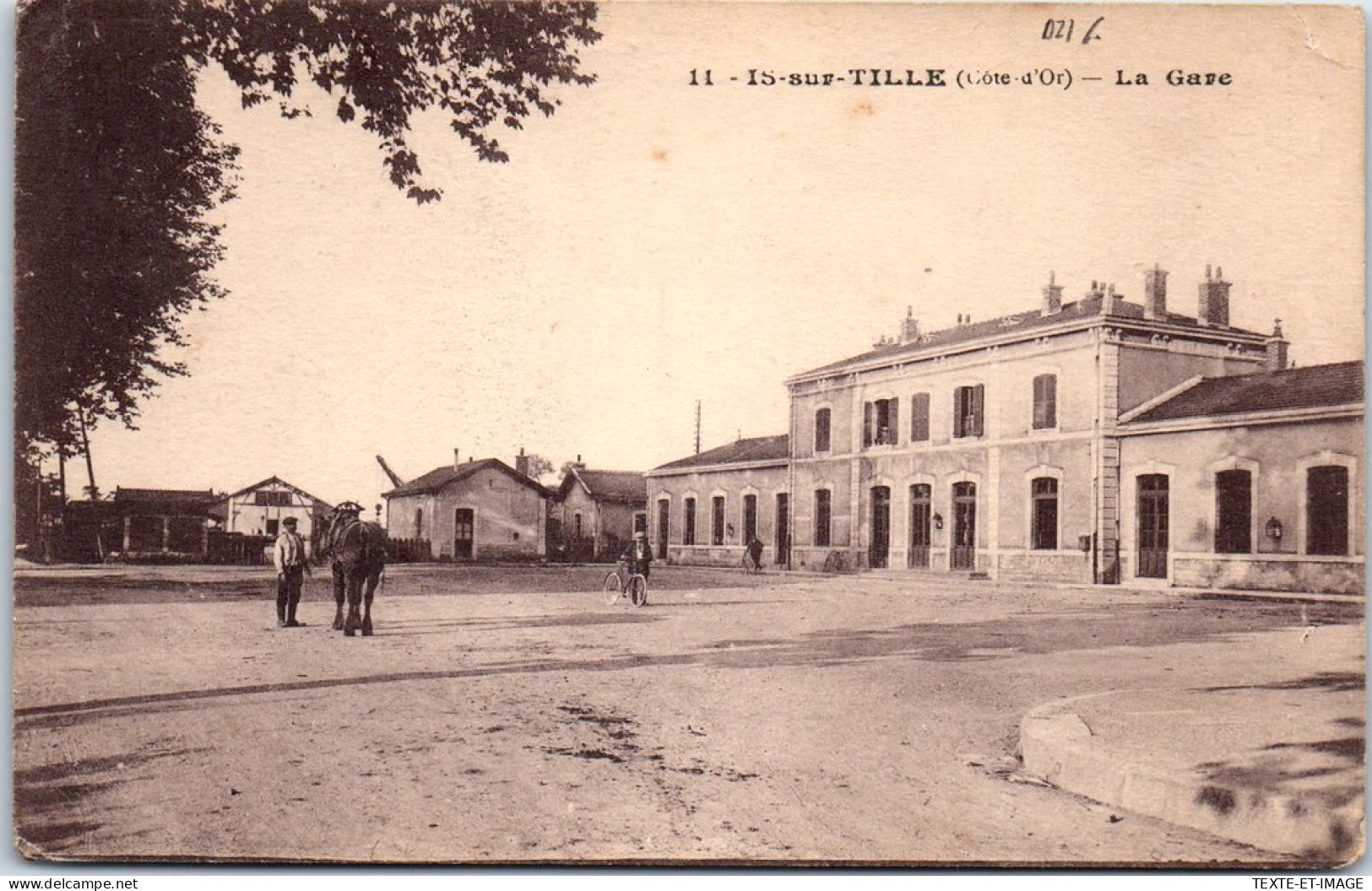 21 IS SUR TILLE - La Gare, Vue D'ensemble  - Is Sur Tille