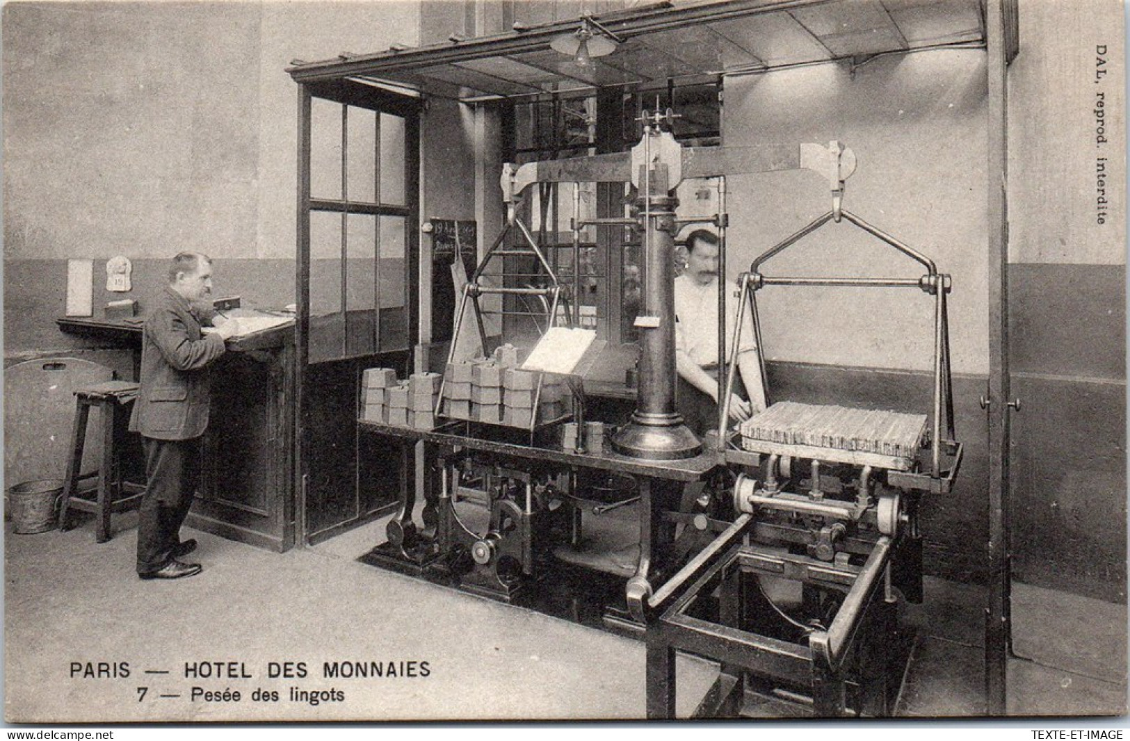 THEMES - MONNAIES - Monnaie De Paris - Pesee Des Lingots  - Münzen (Abb.)