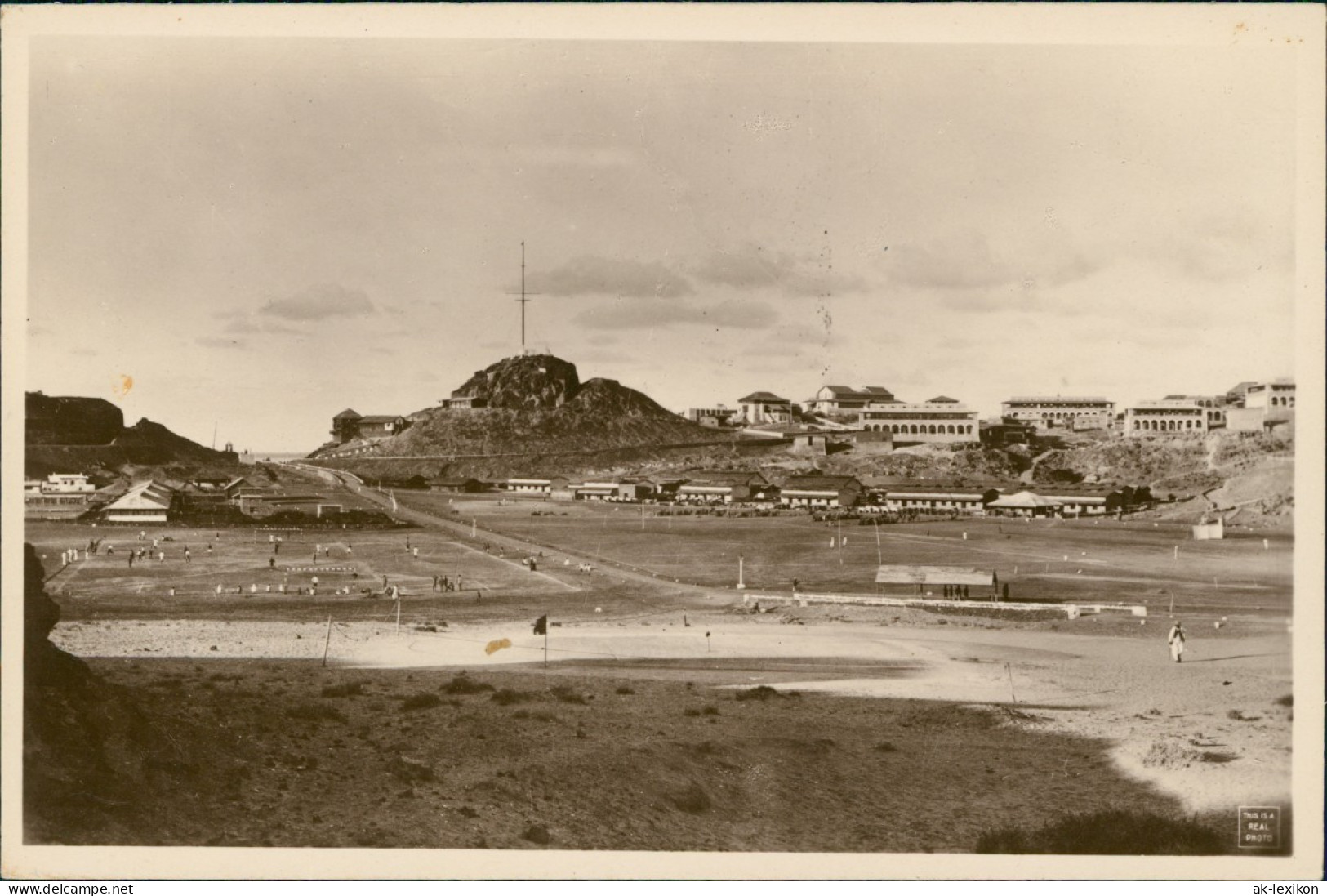 Postcard Aden Jemen عدن Vorstadt Mit Fußballfeld 1926 - Jemen