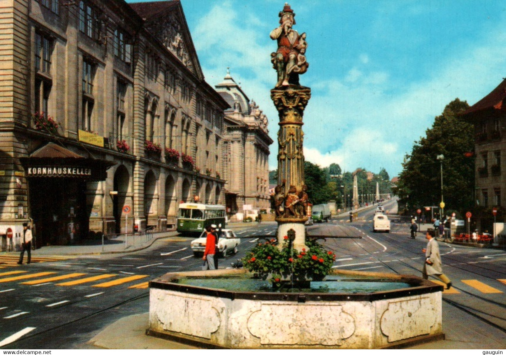 CPSM - BERN - Fontaine De L'Ogre Et Place Kornhaus - Edition Bovey Cie - Berne
