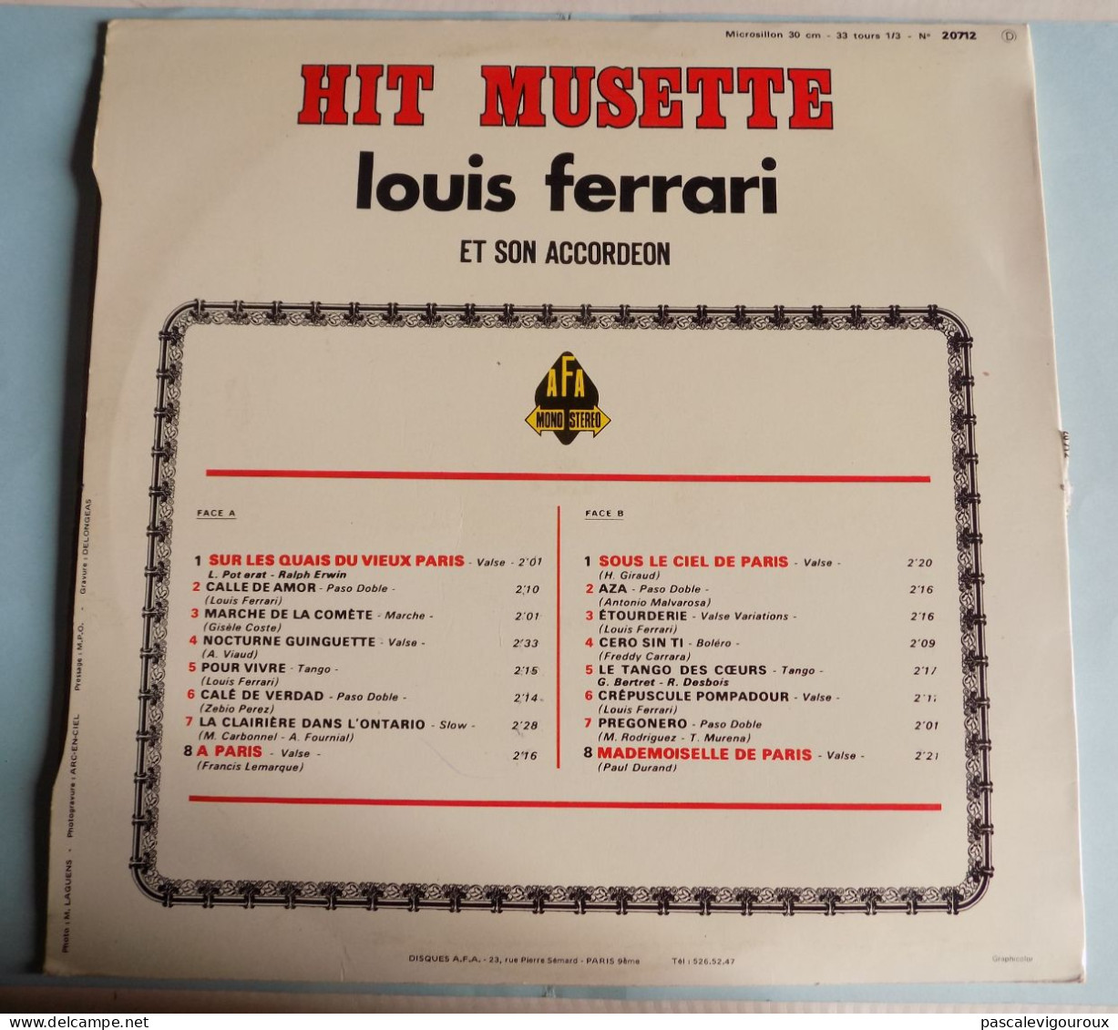 Louis Ferrari Et Son Accordéon* ‎– Hit Musette - Country En Folk