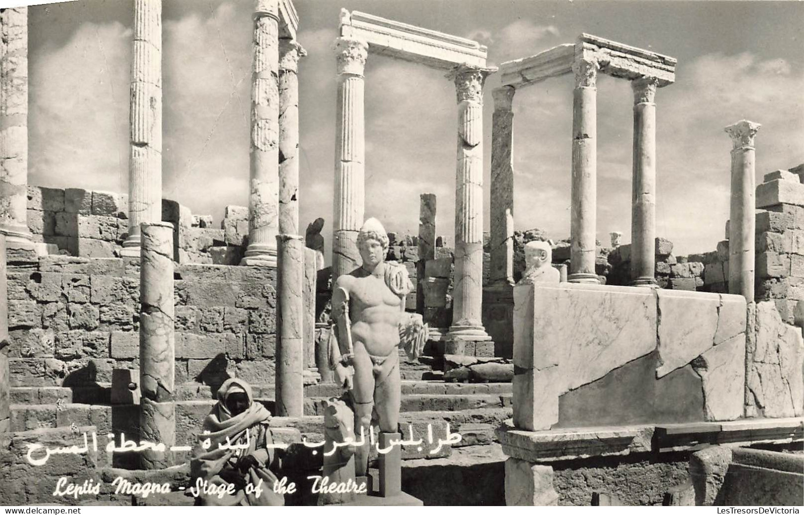 LIBYE - Leptis Magna - Stage Of The Theatre - Statues - Animé  - Carte Postale - Libye