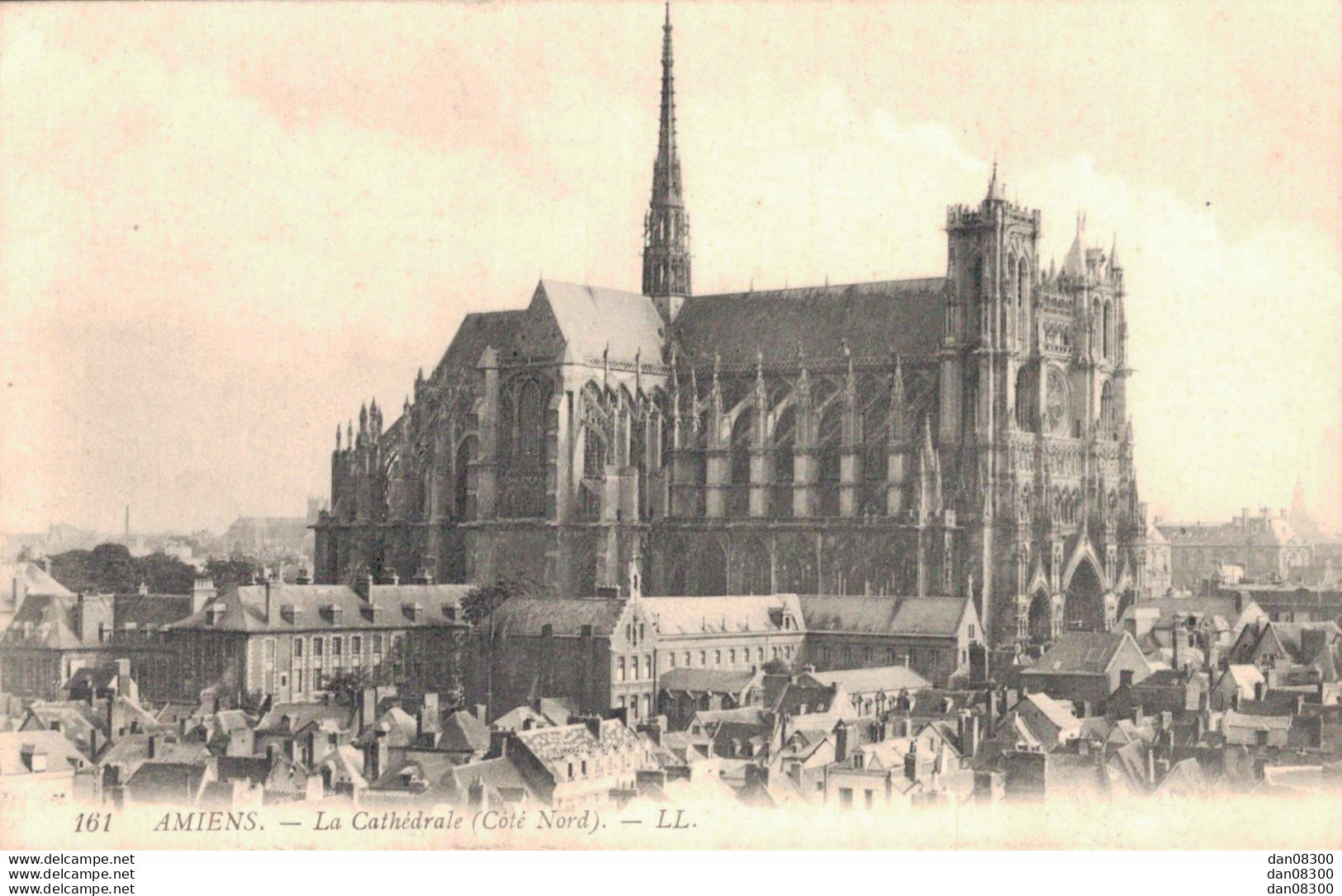 80 AMIENS LA CATHEDRALE COTE NORD - Amiens