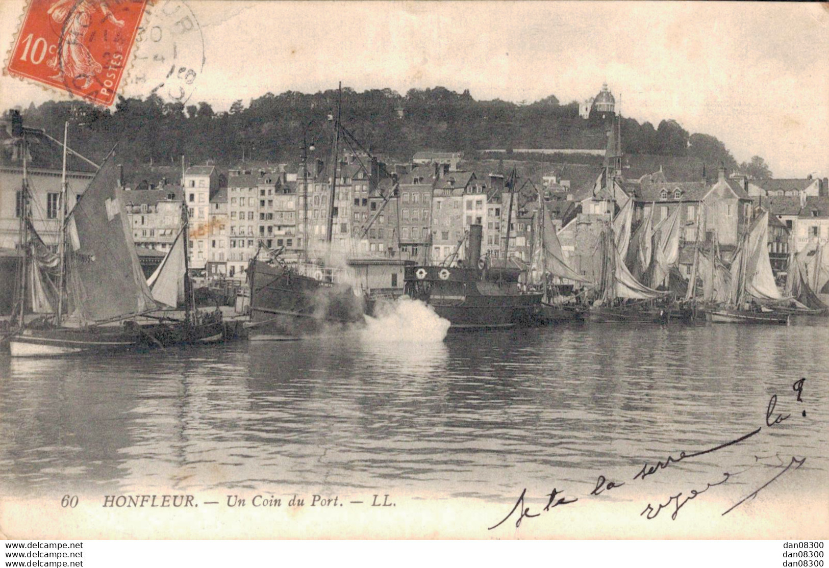 14 HONFLEUR UN COIN DU PORT - Honfleur