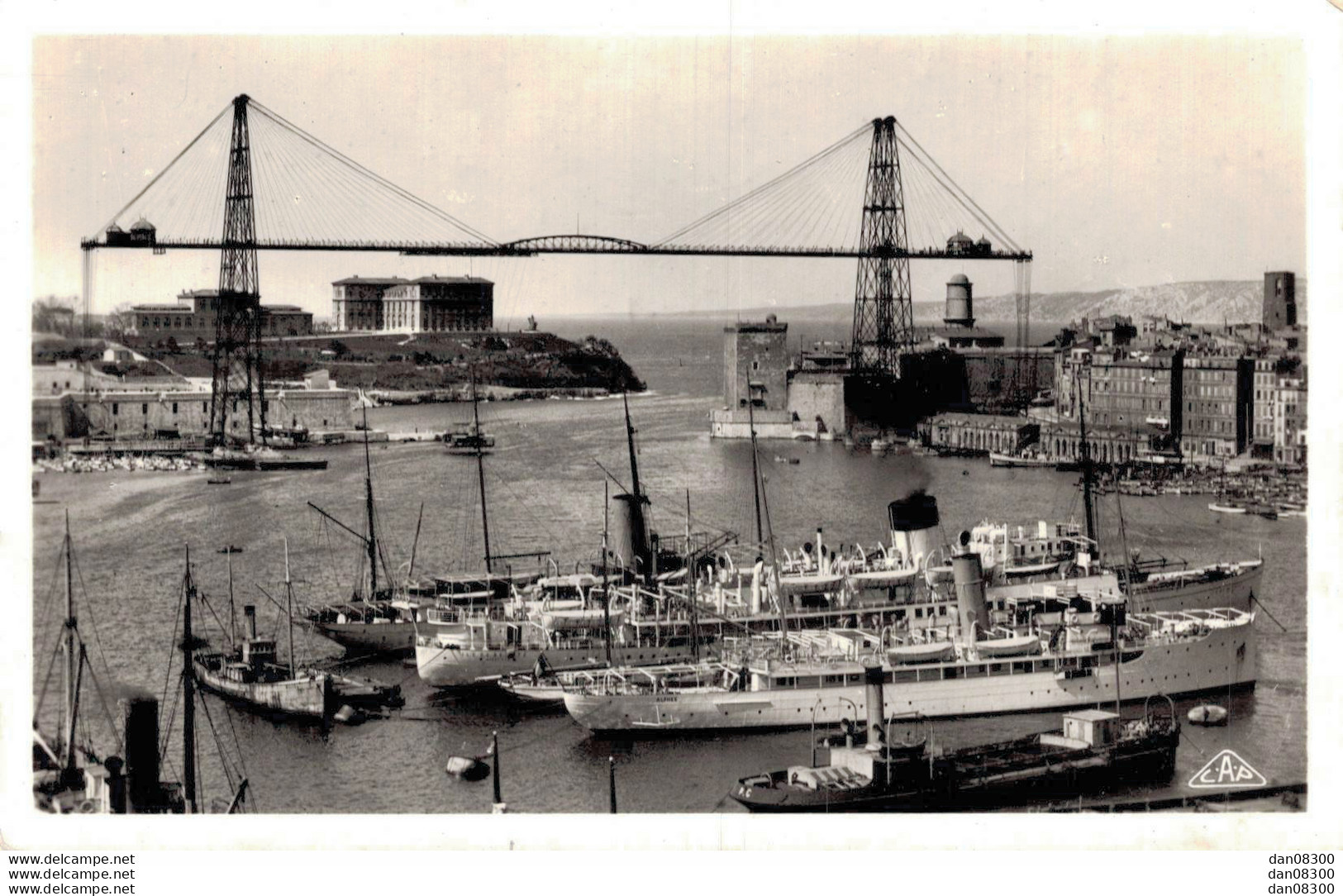 13 MARSEILLE ENTREE DU VIEUX PORT ET PONT TRANSBORDEUR - Puerto Viejo (Vieux-Port), Saint Victor, Le Panier