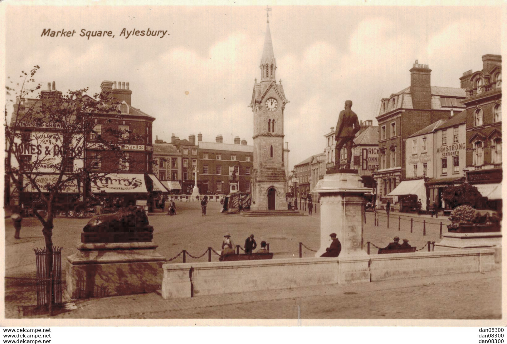 MARKET SQUARE AYLESBURY - Buckinghamshire