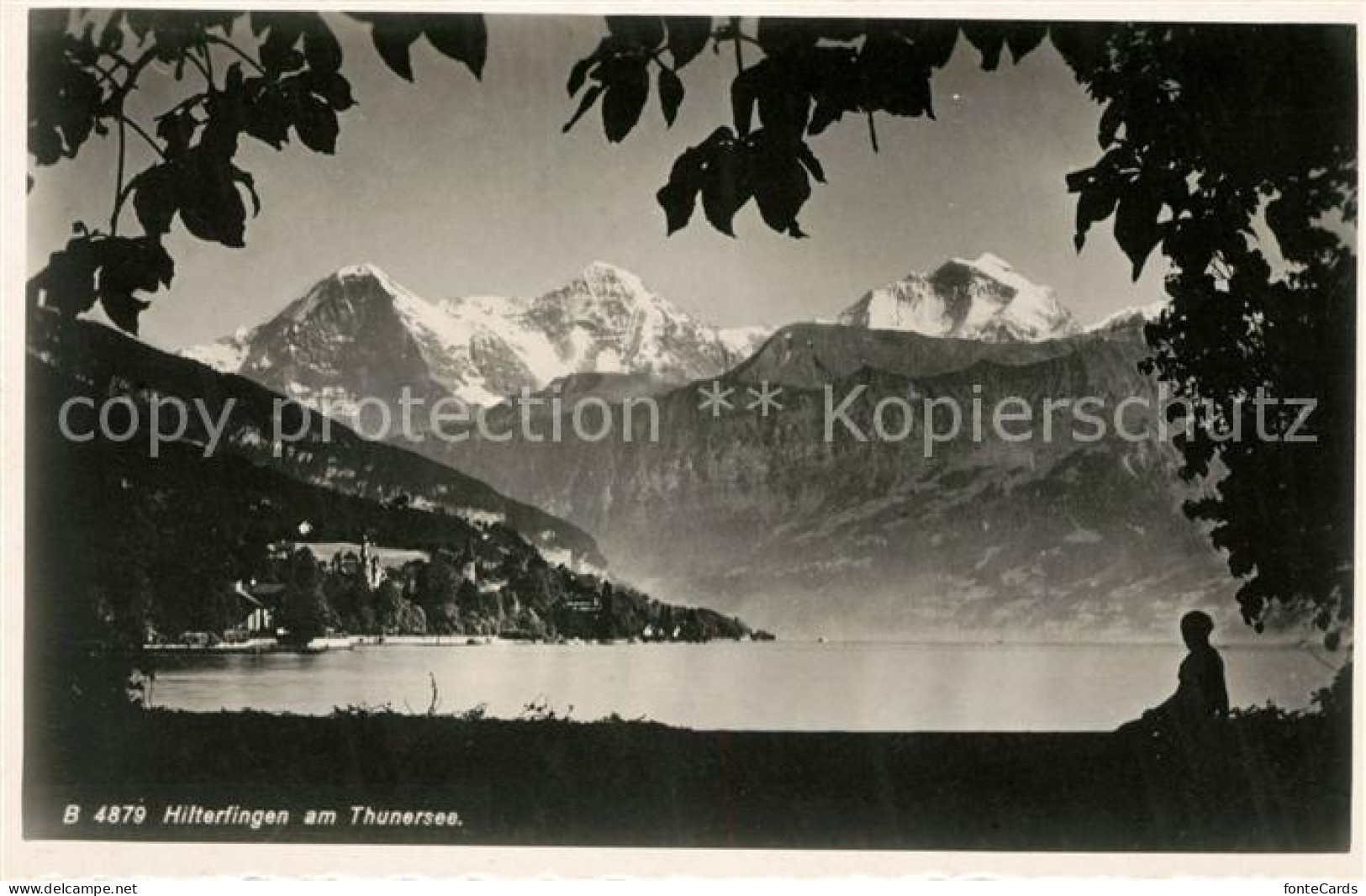 13012779 Hilterfingen Thunersee Uferpartie Am See Blick Auf Die Alpen Hilterfing - Sonstige & Ohne Zuordnung