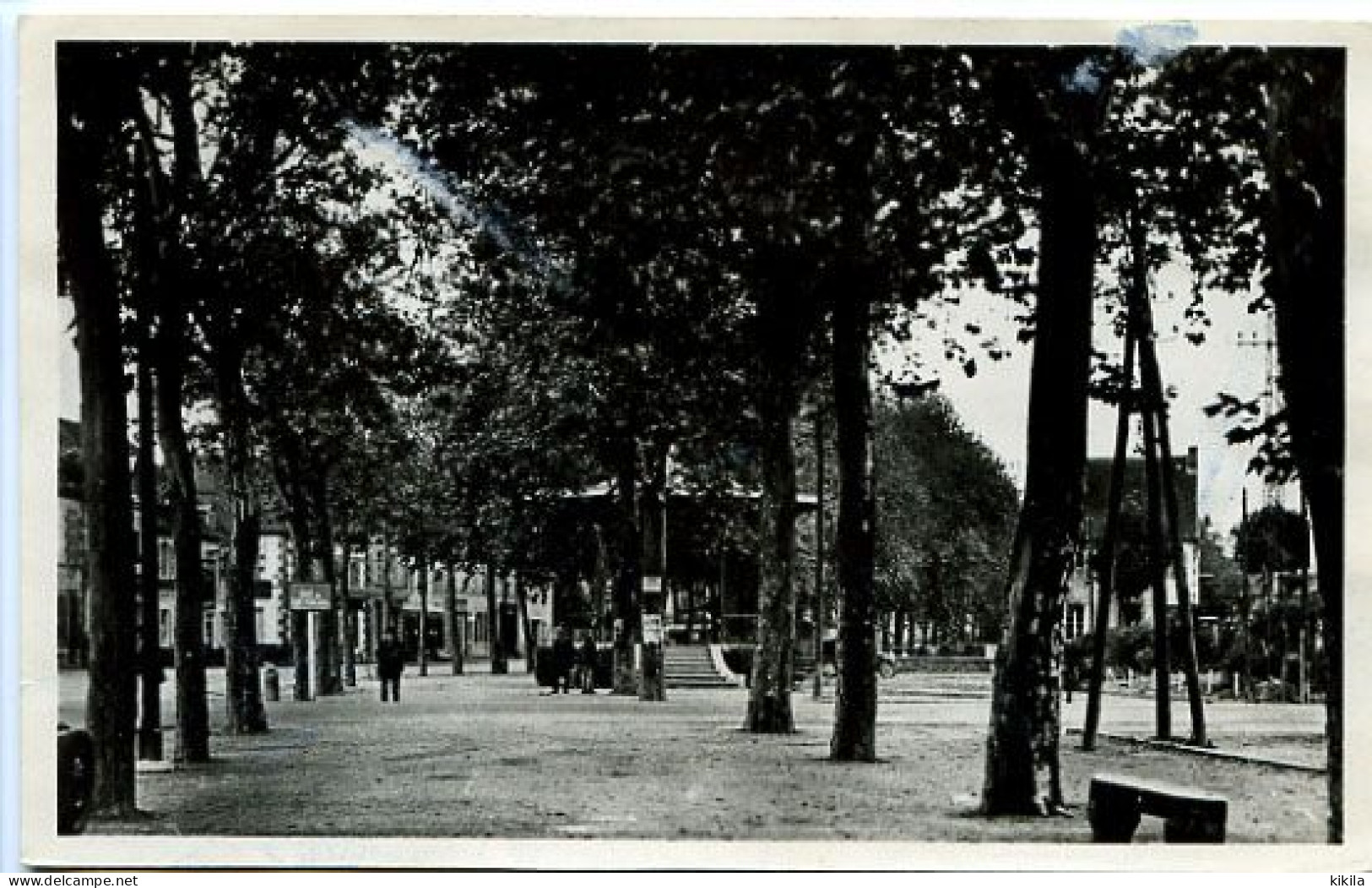 CPSM 9 X 14  Allier  SAINT POURCAIN SUR SIOULE  Le Cours - Autres & Non Classés