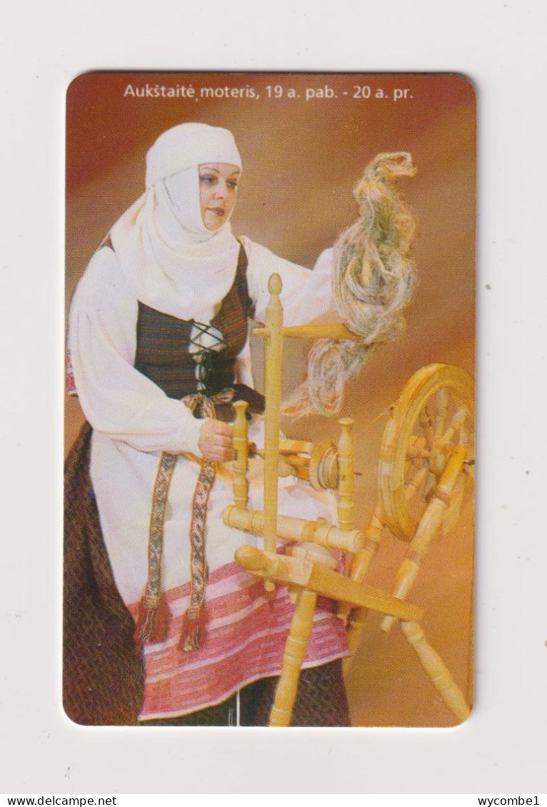 LITHUANIA - Woman Spinning Chip Phonecard - Litauen