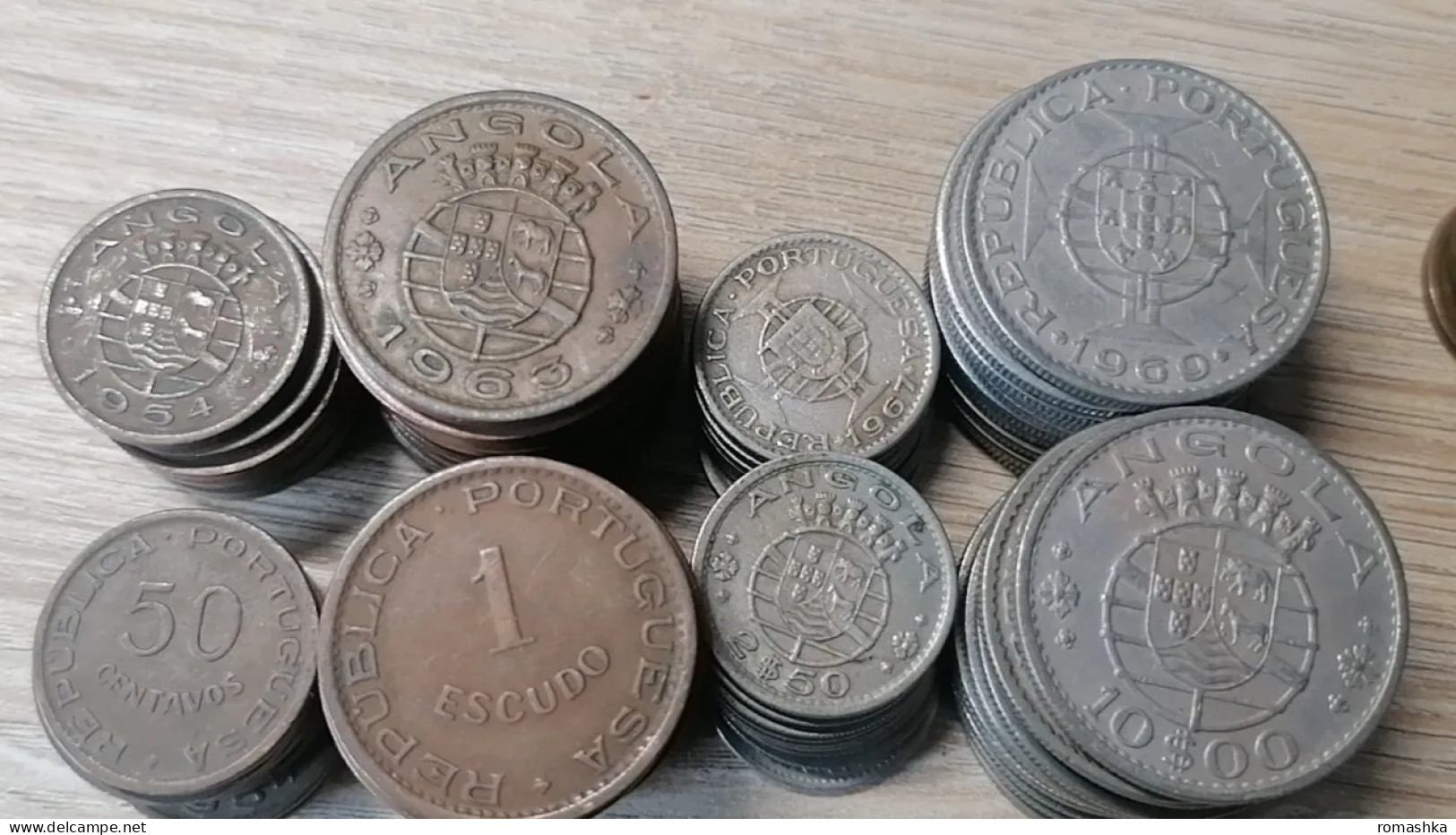 Angola Set Of 4 Coins 10+2,5+1 Escudo + 50 Centavos Price For One Set Portugal - Portugal