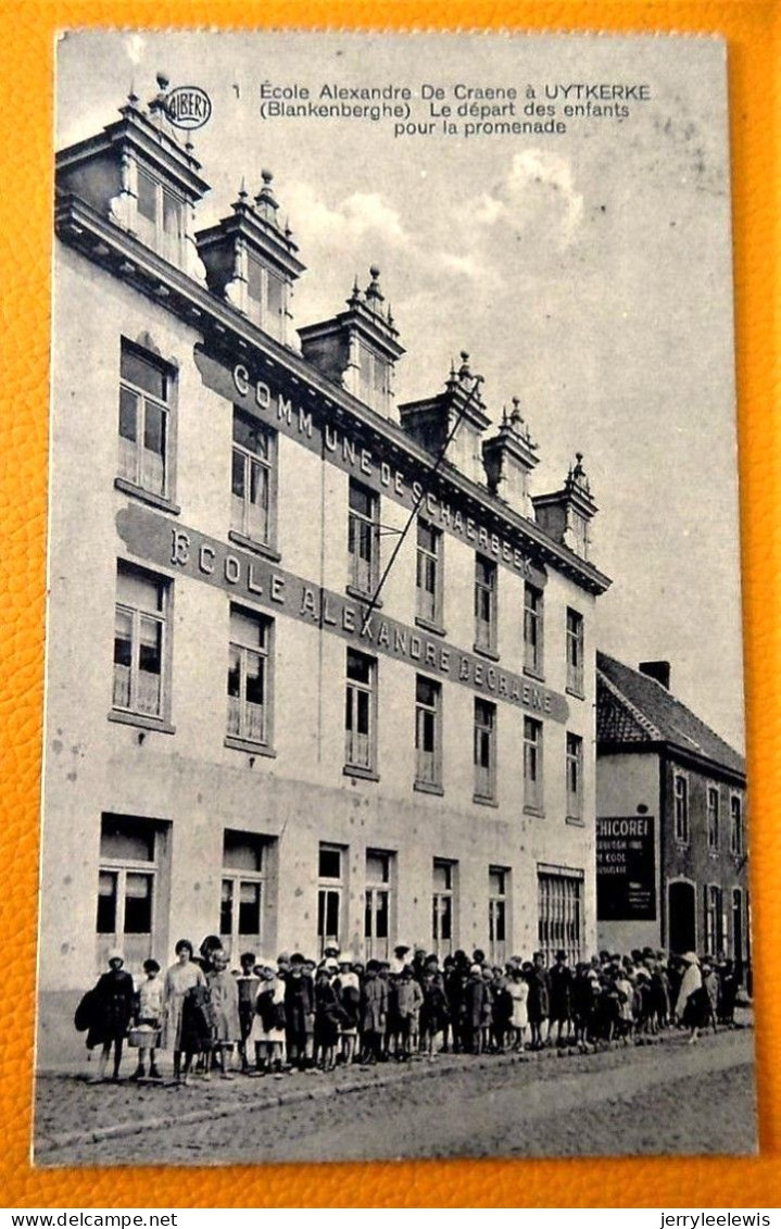 UITKERKE  -  School Alexandre De Craene  -  Ecole  Alexandre De Craene - Le Départ Des Enfants Pour La Promenade - Blankenberge