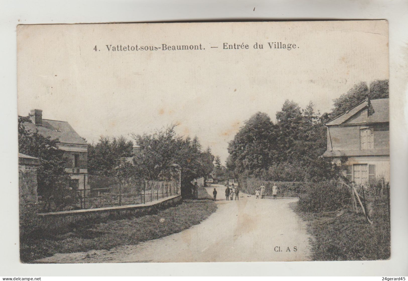 CPSM VATTETOT SOUS BEAUMONT (Seine Maritime) - Entrée Du Village - Other & Unclassified