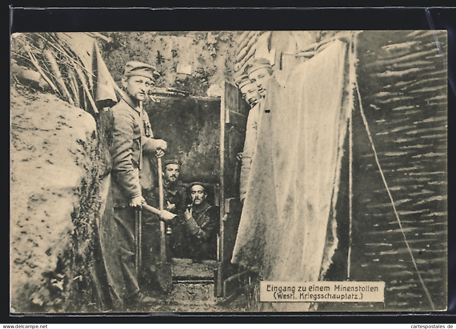 AK Soldaten Am Eingang Zu Einem Minenstollen, Westlicher Kriegsschauplatz  - Weltkrieg 1914-18
