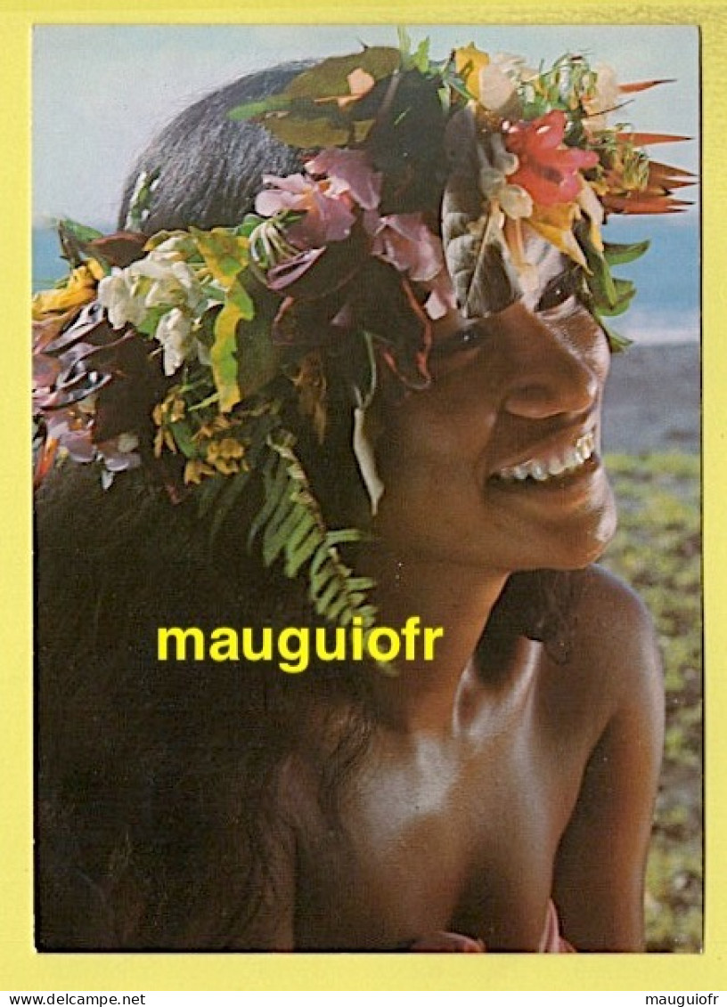 ETHNIQUES & CULTURES / OCEANIE / POLYNESIE FRANÇAISE / TAHITI / SOURIRE D'UNE TAHITIENNE / 1980 - Oceanië