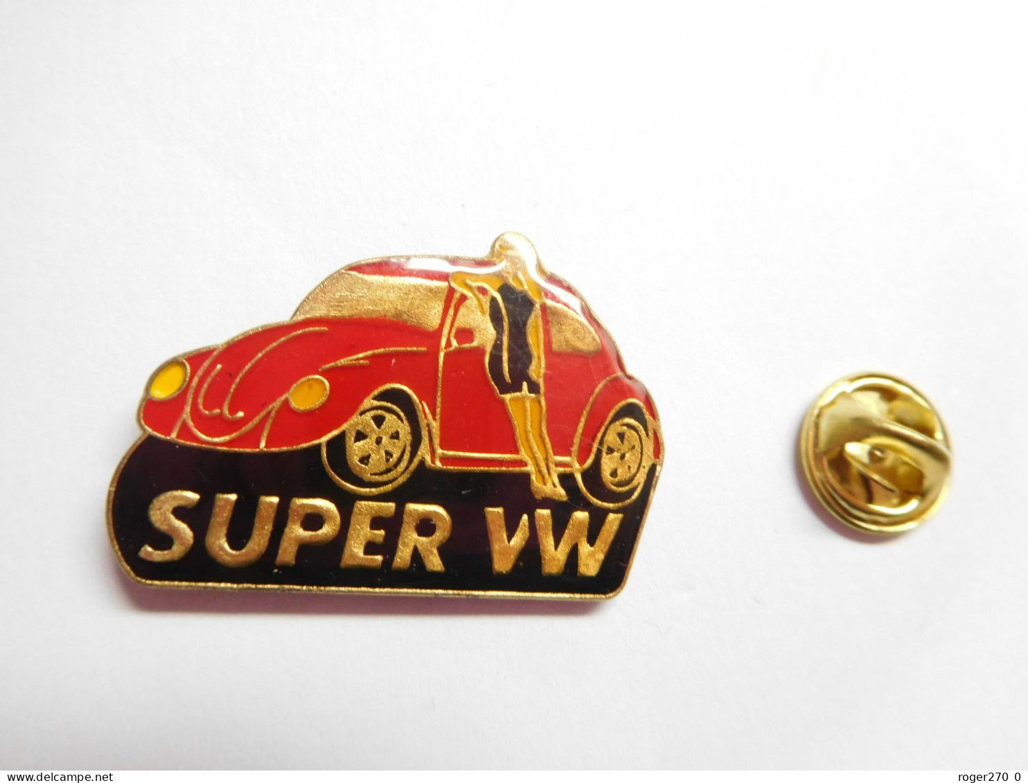 Beau Pin's , VW , VAG  Volkswagen , Coccinelle Super VW , Verso Quadrillé - Volkswagen