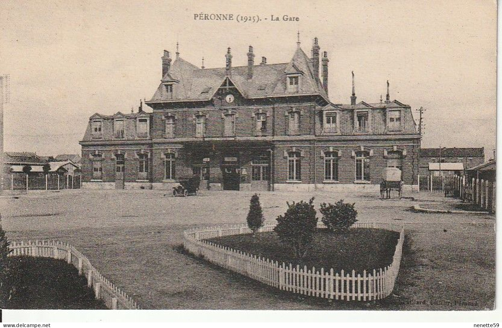 80 PERONNE ( 1925 ) La Gare - Peronne