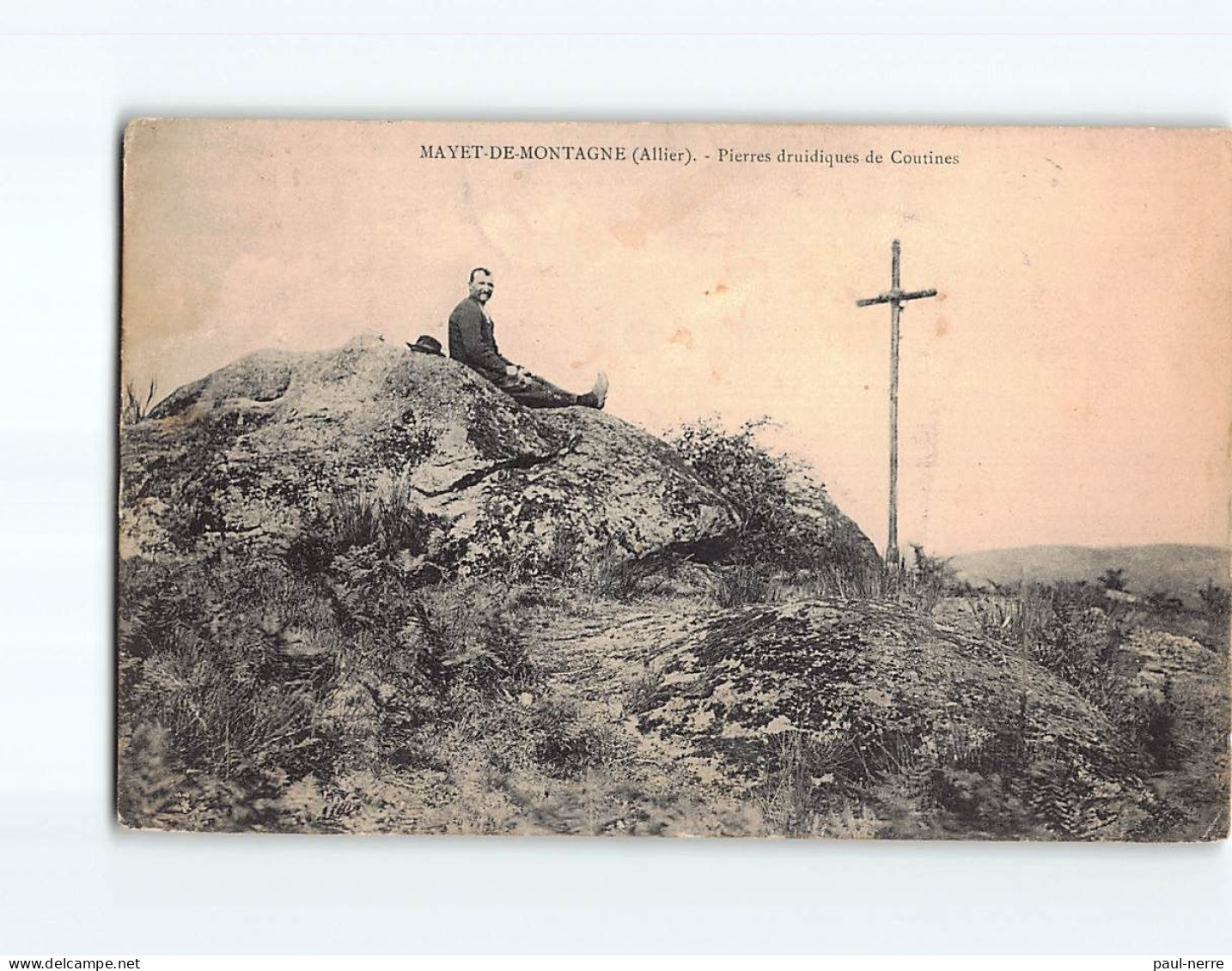 LE MAYET DE MONTAGNE : Pierres Druidiques De Coutines - état ( Partiellement Décollée ) - Sonstige & Ohne Zuordnung