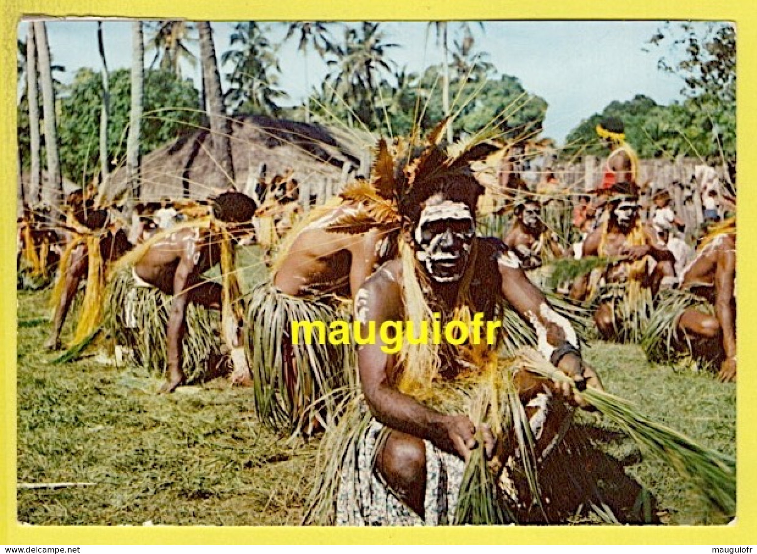 ETHNIQUES & CULTURES / OCEANIE / NOUVELLE CALÉDONIE / PILOU : DANSEURS MÉLANÉSIENS - Océanie