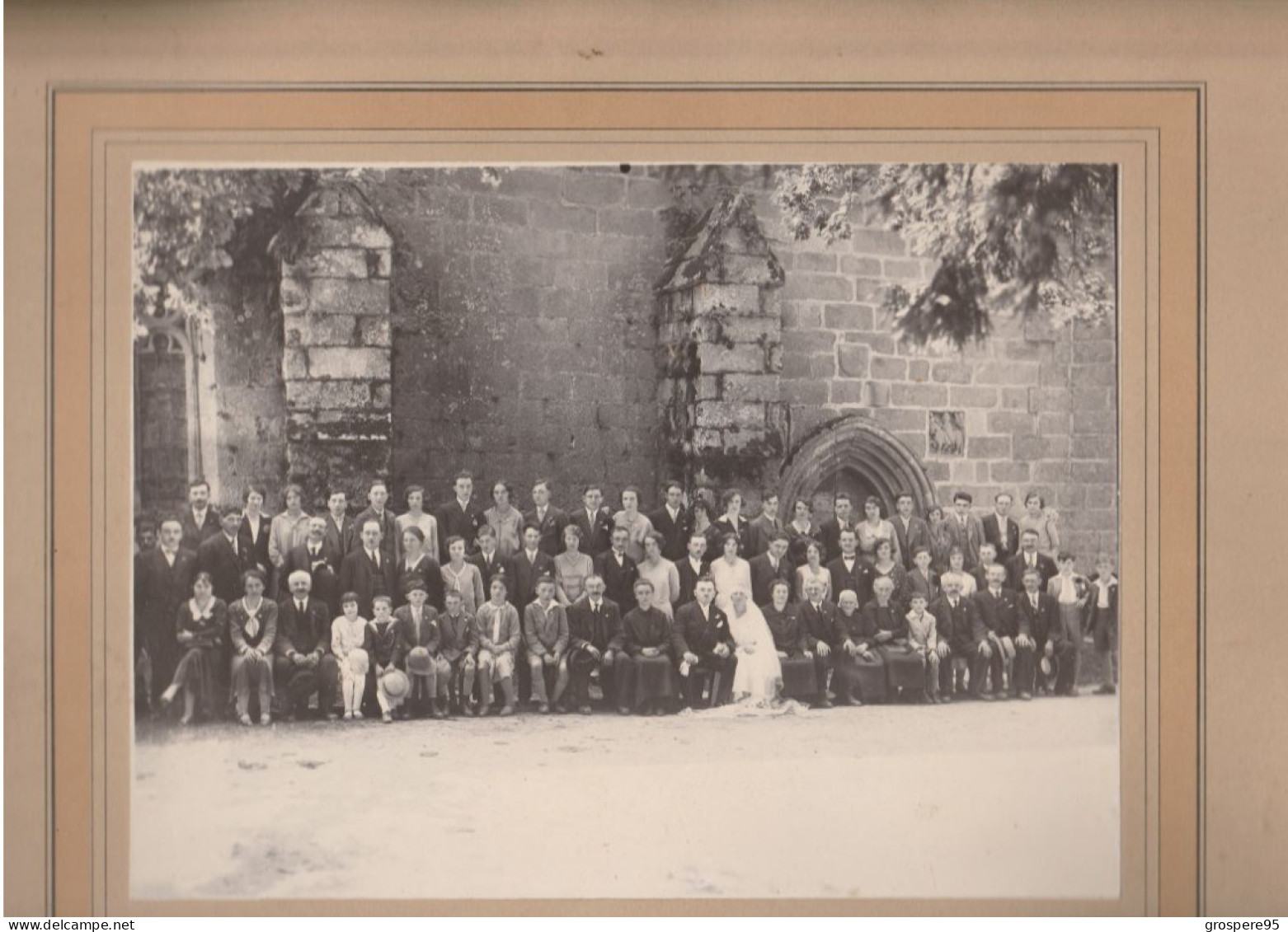 LA COURTINE CREUSE 2 PHOTOS MARIAGE F.SIMONET LIEUX ET PERSONNES A IDENTIFIER - Personnes Identifiées