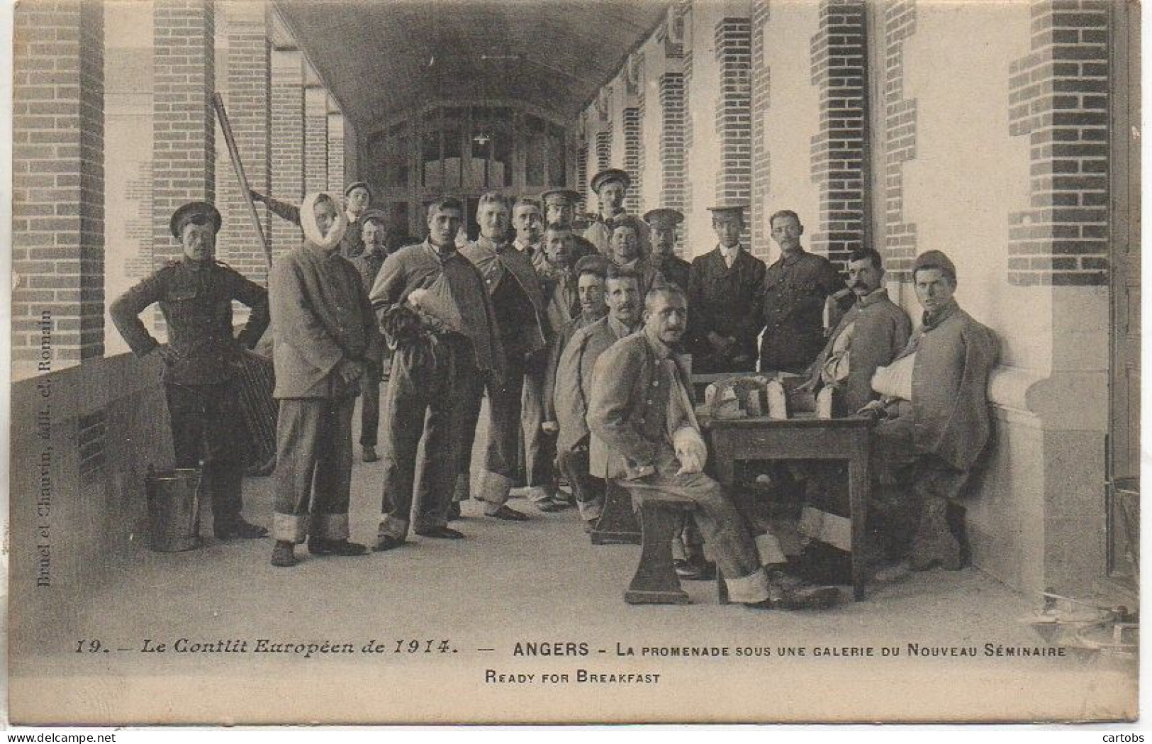 49 Conflit Européen De 1914 - ANGERS - La Promenade Sous Une Galerie Du Nouveau Séminaire - Angers