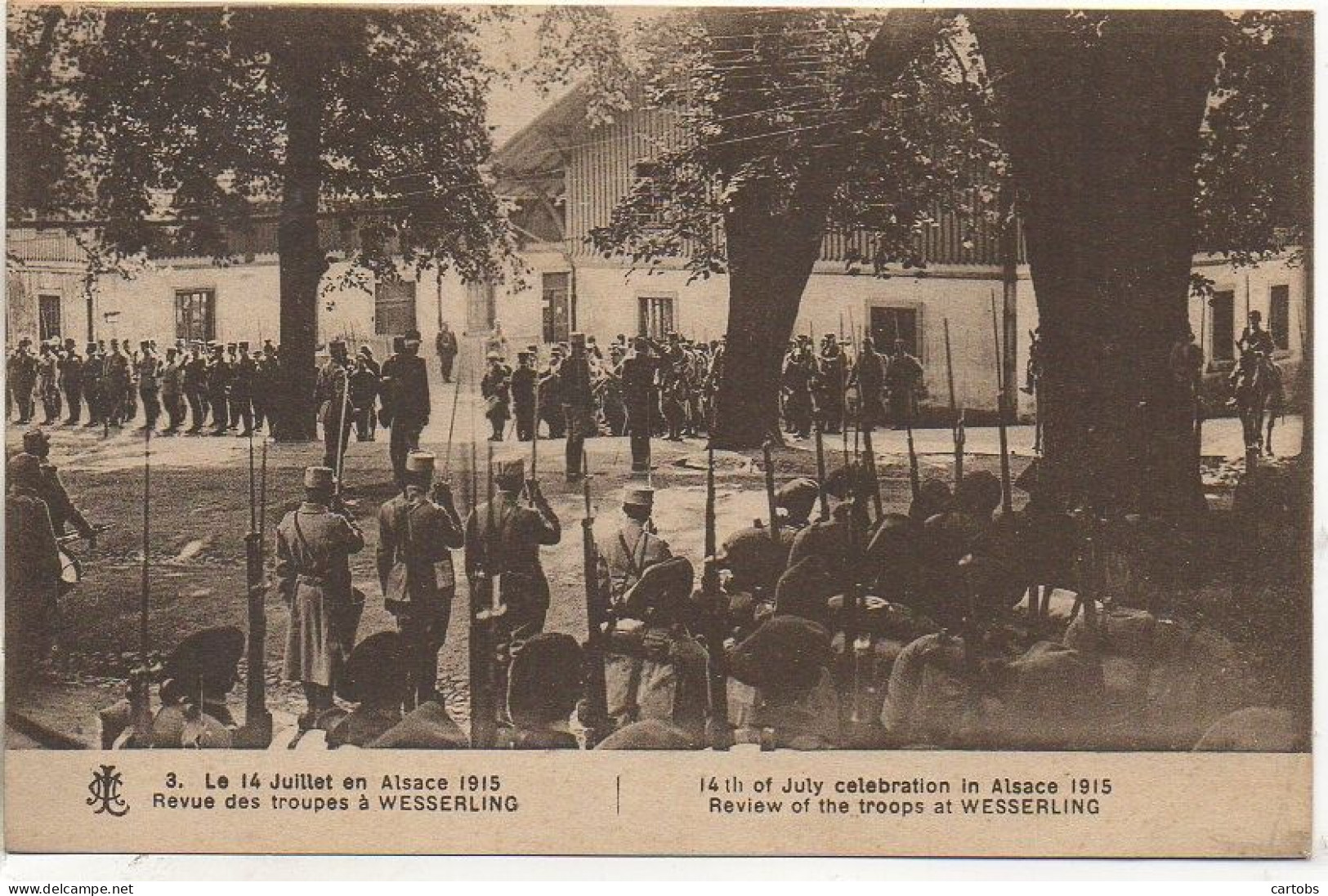 689 Le 14 Juillet 1915 En Alsace Revue Des Troupes à WESSERLING - Andere & Zonder Classificatie