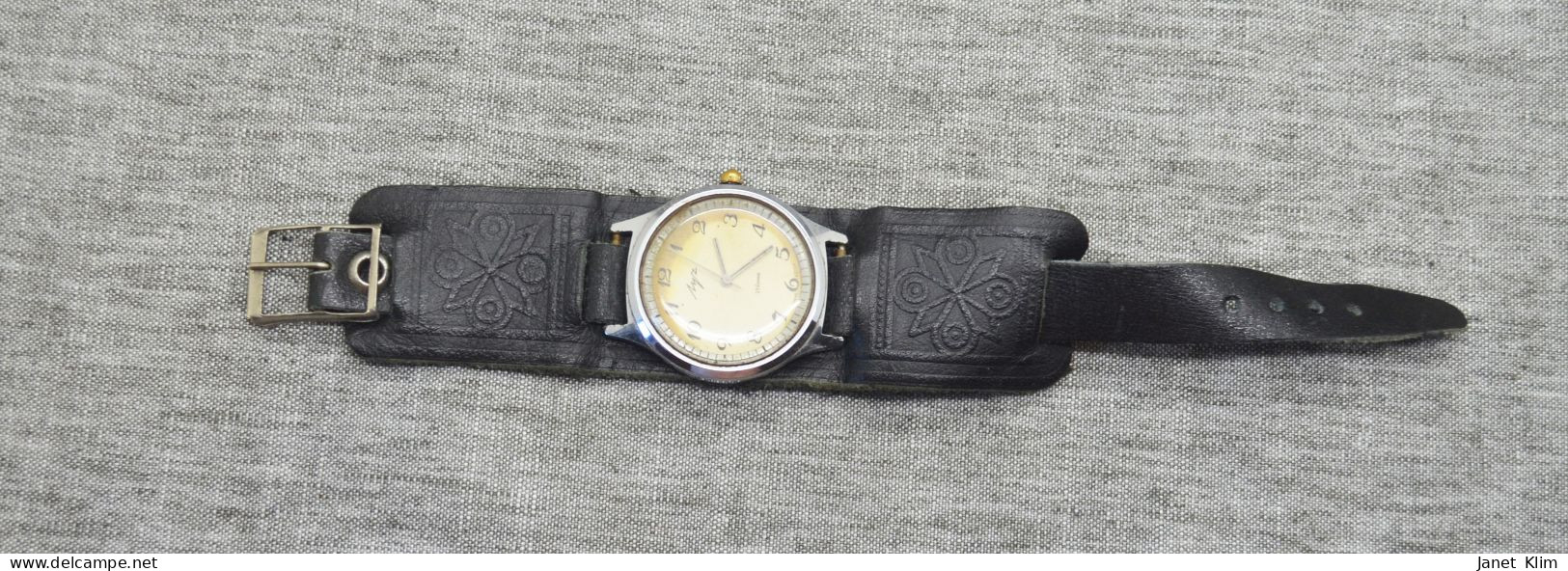 Vintage USSR Watch Luch Луч - Wandklokken