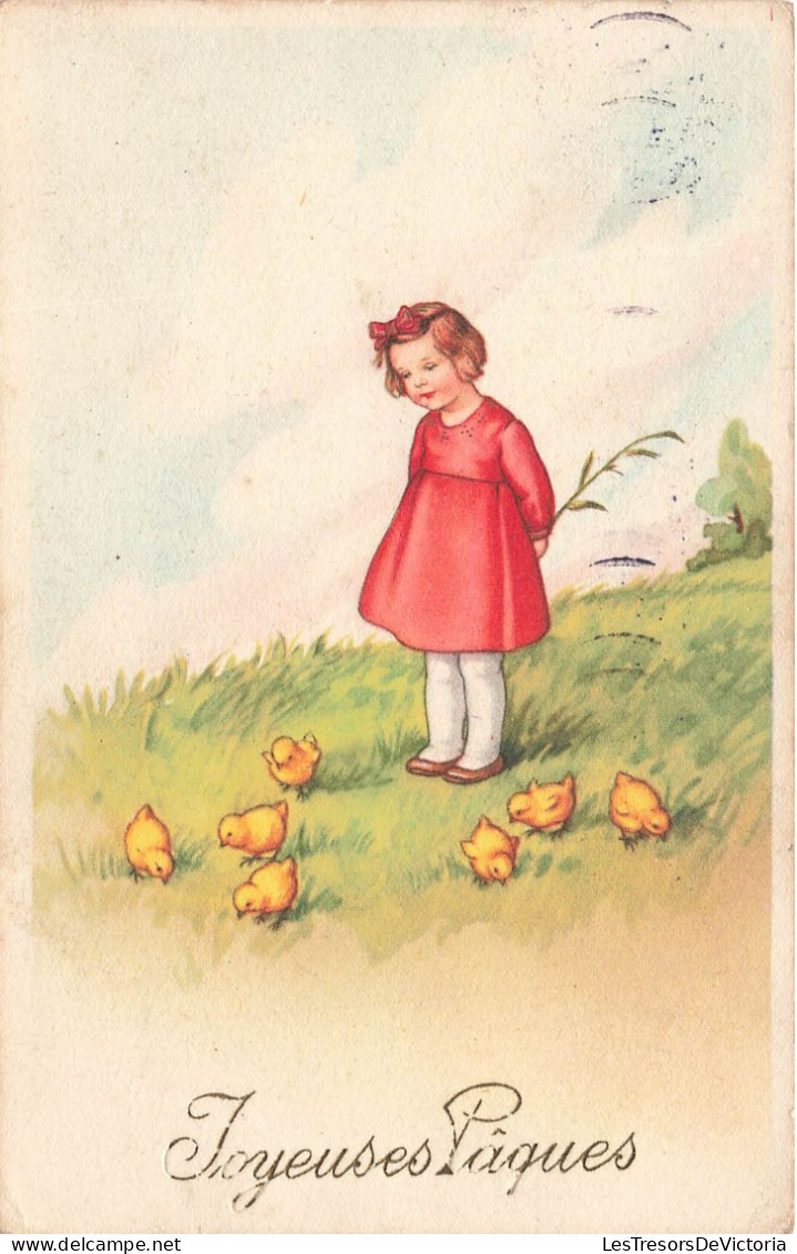 FETES - VOEUX - Joyeuses Pâques - Petite Regardant Des Poussins - Carte Postale Ancienne - Ostern