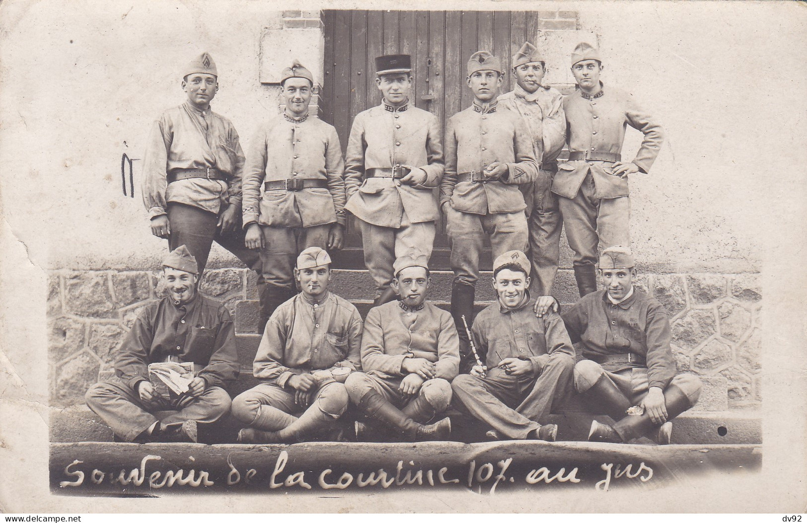 CAMP DE LA COURTINE MILITAIRES  DU 113 EME RI 107 AU JUS CARTE PHOTO - Regimente