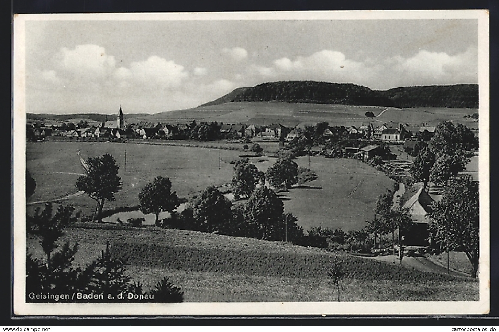 AK Geisingen /Baden, Ortsansicht Aus Der Ferne  - Baden-Baden