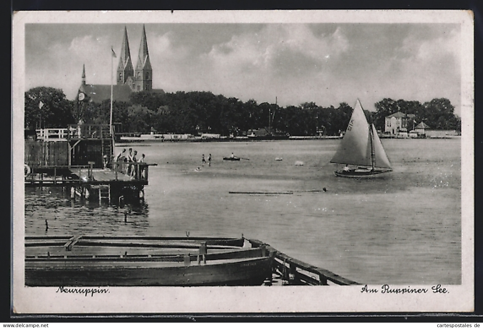 AK Neuruppin, Ortsansicht Mit Kirche Und Ruppiner See, Segelboot  - Neuruppin