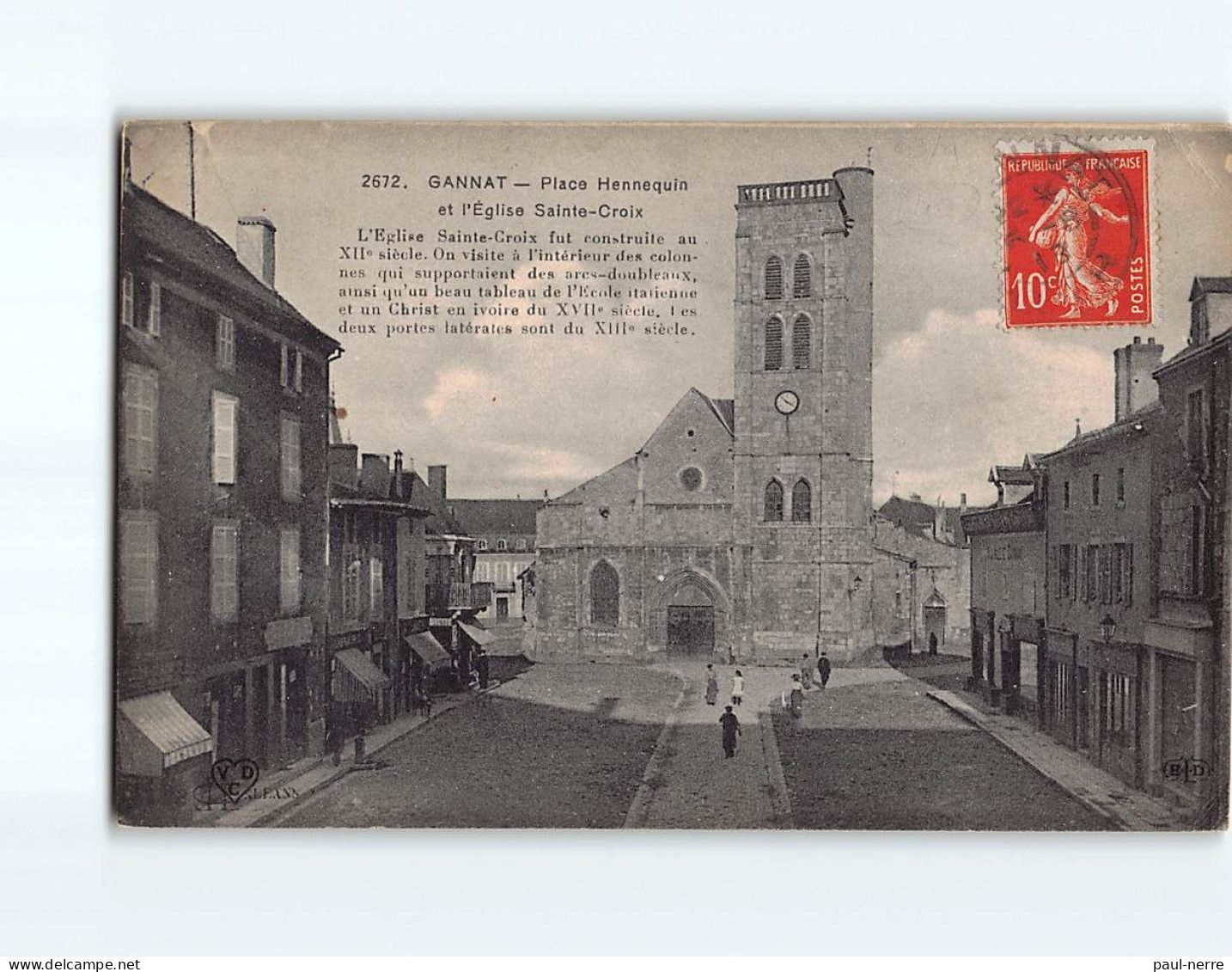GANNAT : Place Hennequin Et L'Eglise Sainte-Croix - état - Sonstige & Ohne Zuordnung