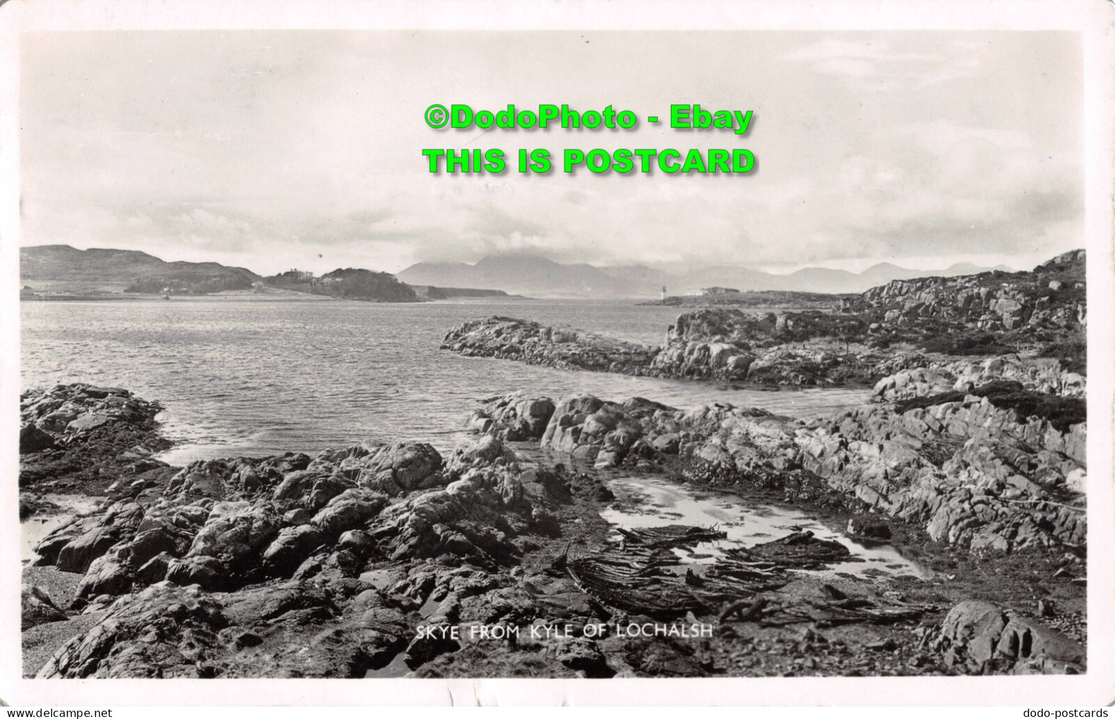 R355265 Skye From Kyle Of Lochalsh. RP. Postcard - Monde