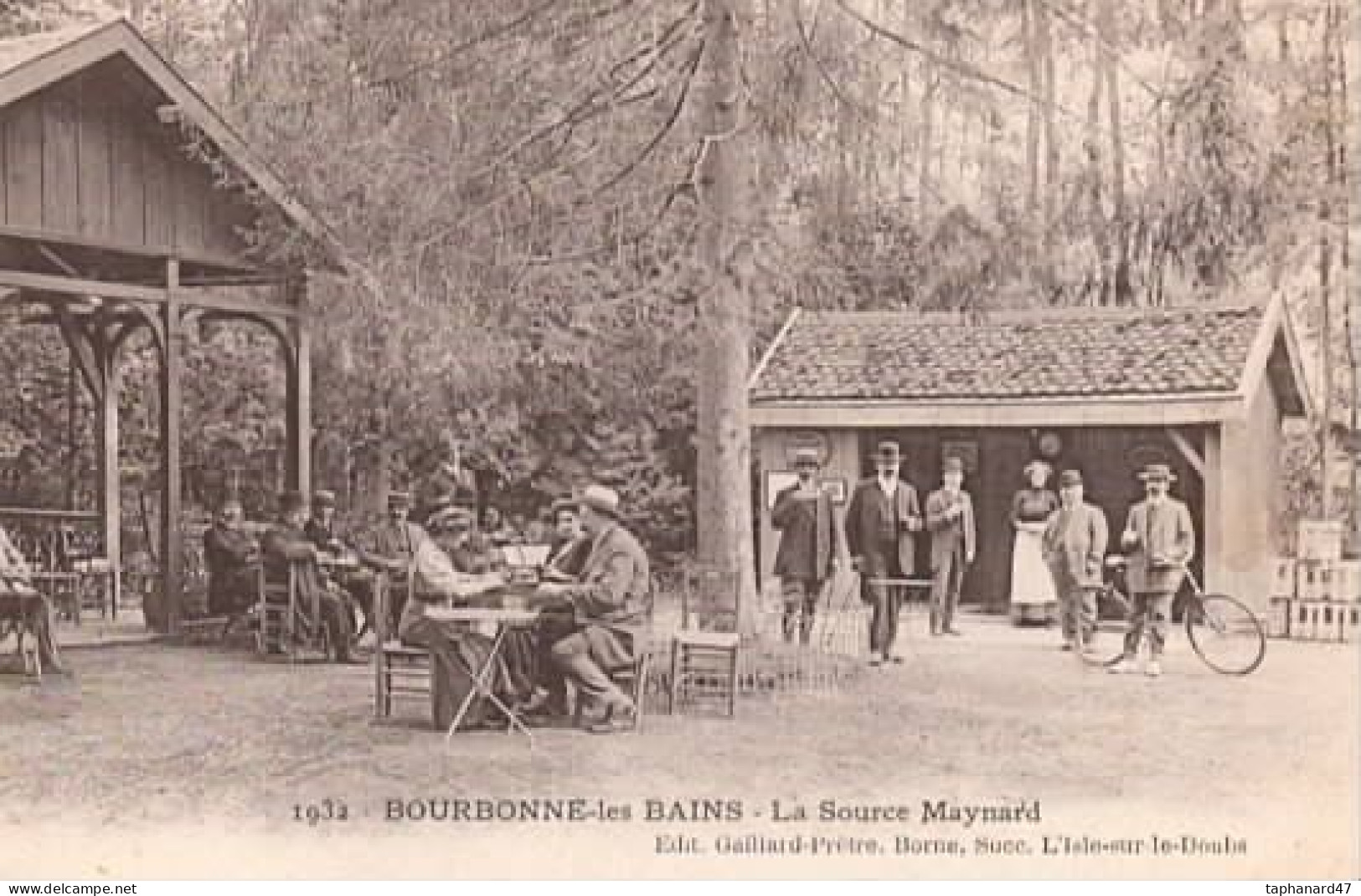 . 52 . BOURBONNE-les-BAINS . La Source Maynard . Animation . - Bourbonne Les Bains