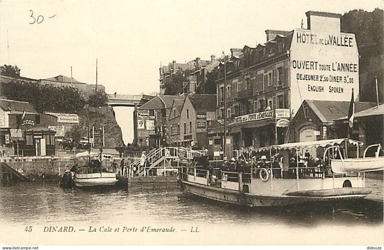 35 - Dinard - La Cale Et Porte D'Emeraude - Animée - Bateaux - CPA - Voir Scans Recto-Verso - Dinard