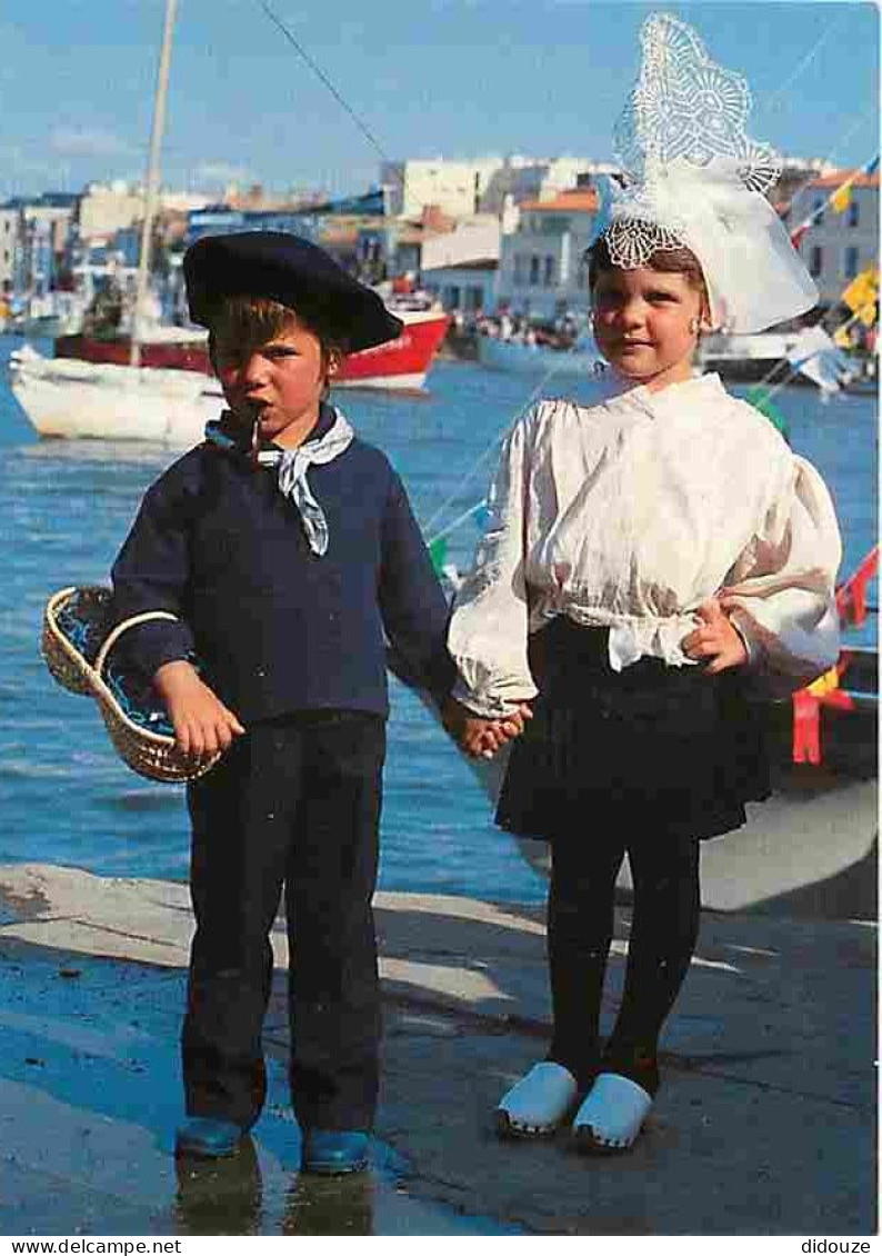 Folklore - Costumes - Vendée - Les Sables D'Olonne - Enfants Sablais - CPM - Voir Scans Recto-Verso - Costumes