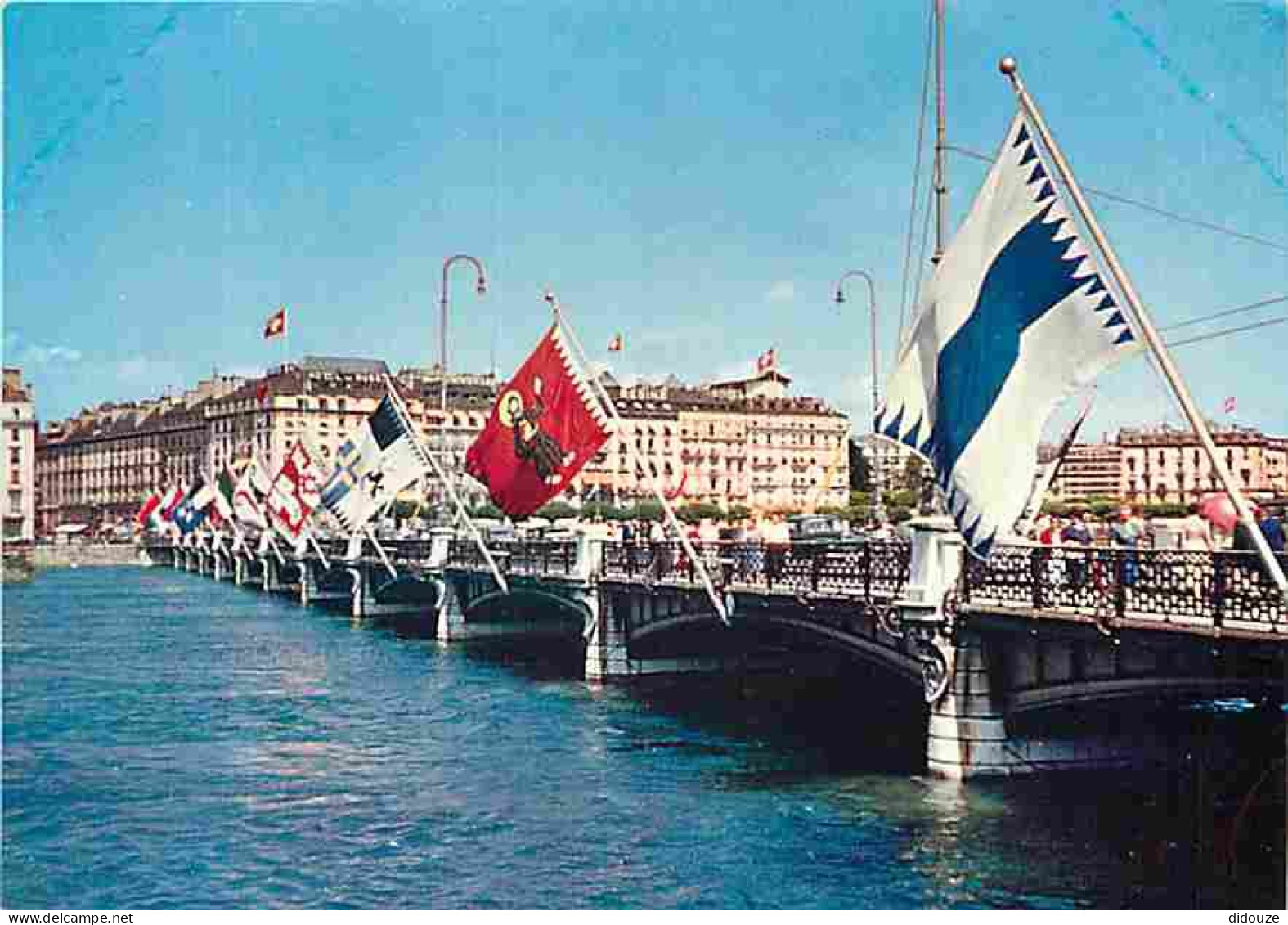 Suisse - Genève - Pont Du Mont Blanc Et Les Hotels - CPM - Voir Scans Recto-Verso - Sonstige & Ohne Zuordnung