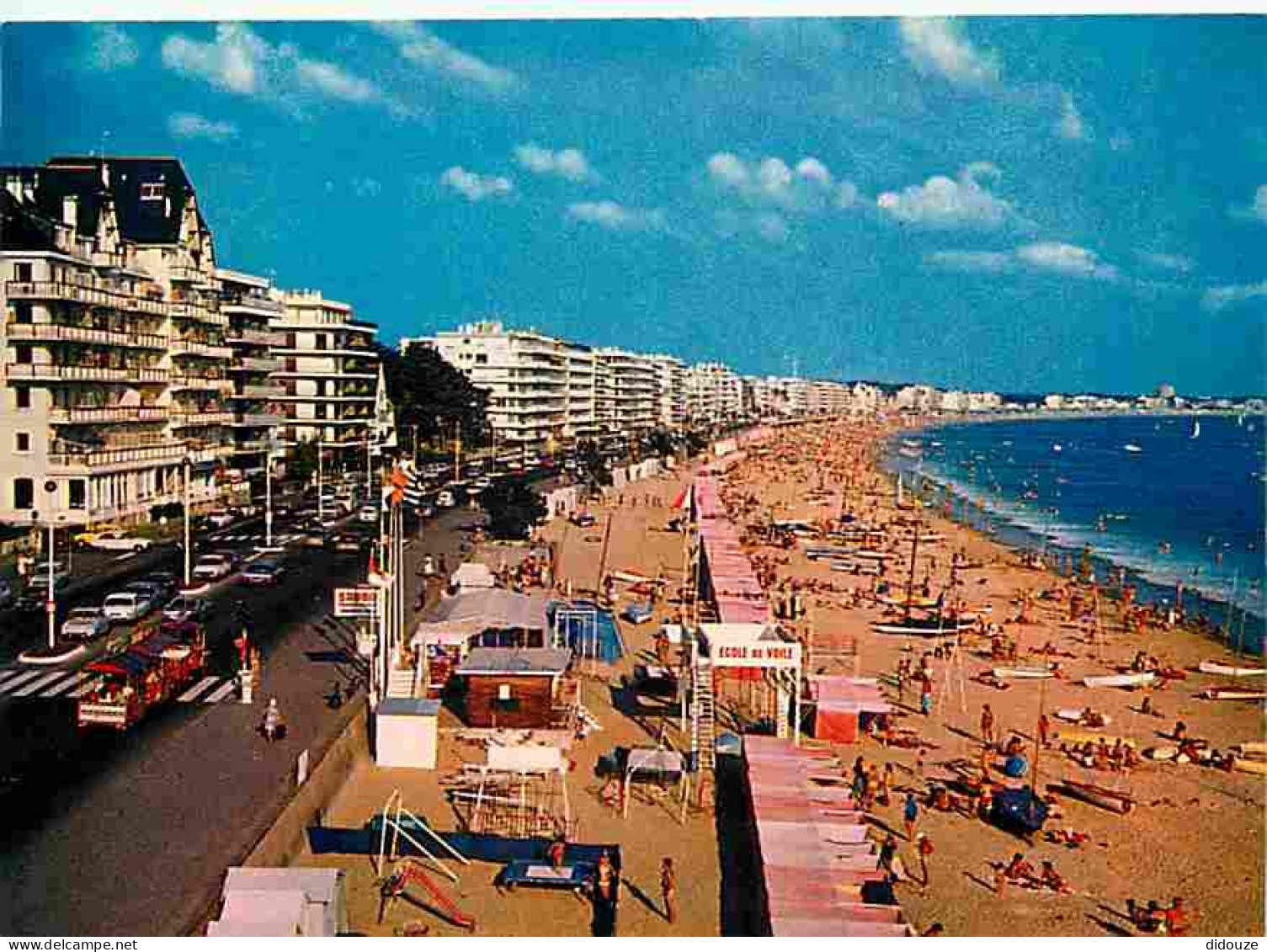 44 - La Baule - Le Boulevard D'Armor Et Perspective Sur La Baule Les Pins - Plage - Automobiles - Buildings - Ecole De V - La Baule-Escoublac