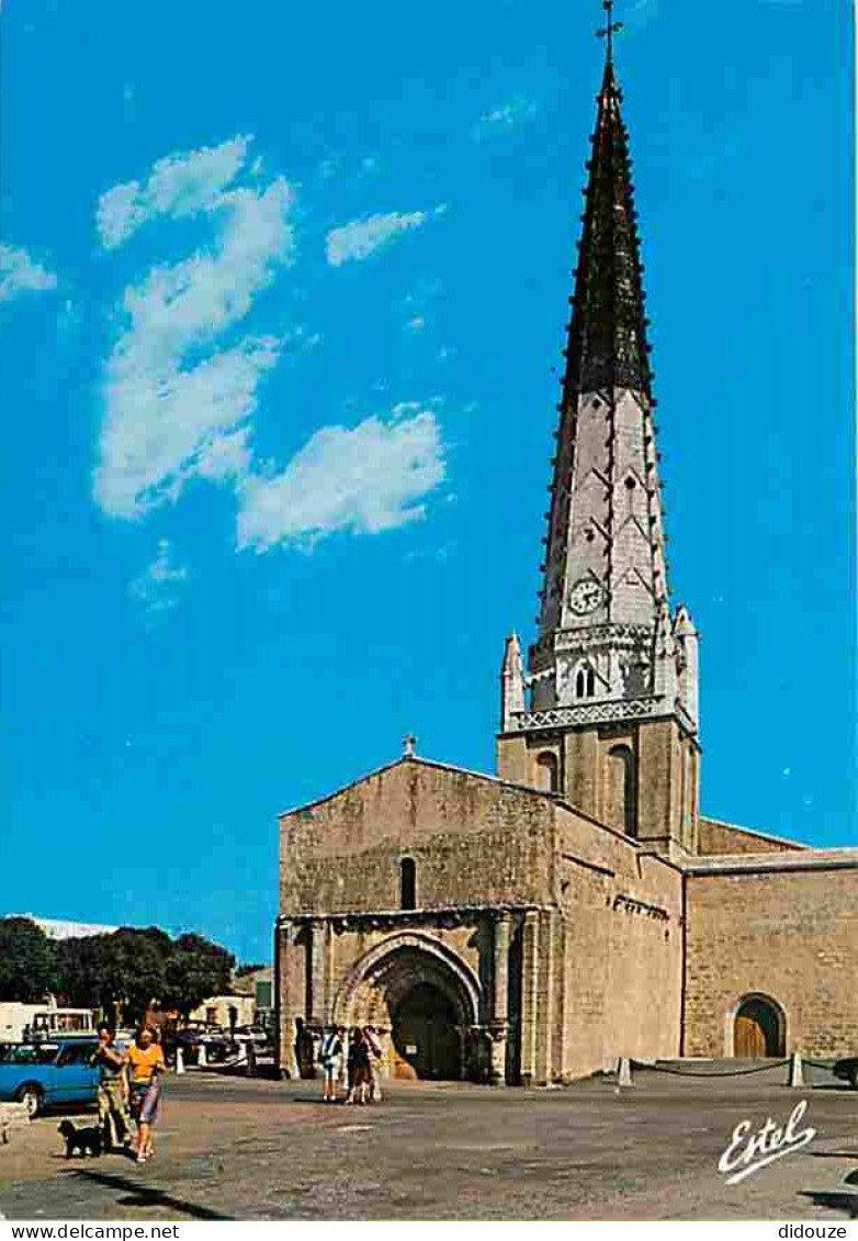 17 - Ile De Ré - Ars En Ré - L'église Saint-Etienne - Le Portail Roman Et Le Clocher Noir Et Blanc Qui Sert D'amer - Aut - Ile De Ré