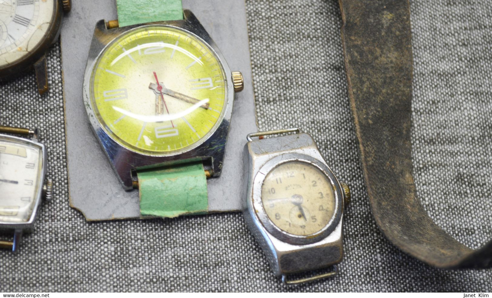Set Of Ussr Vintage Watches - Clocks