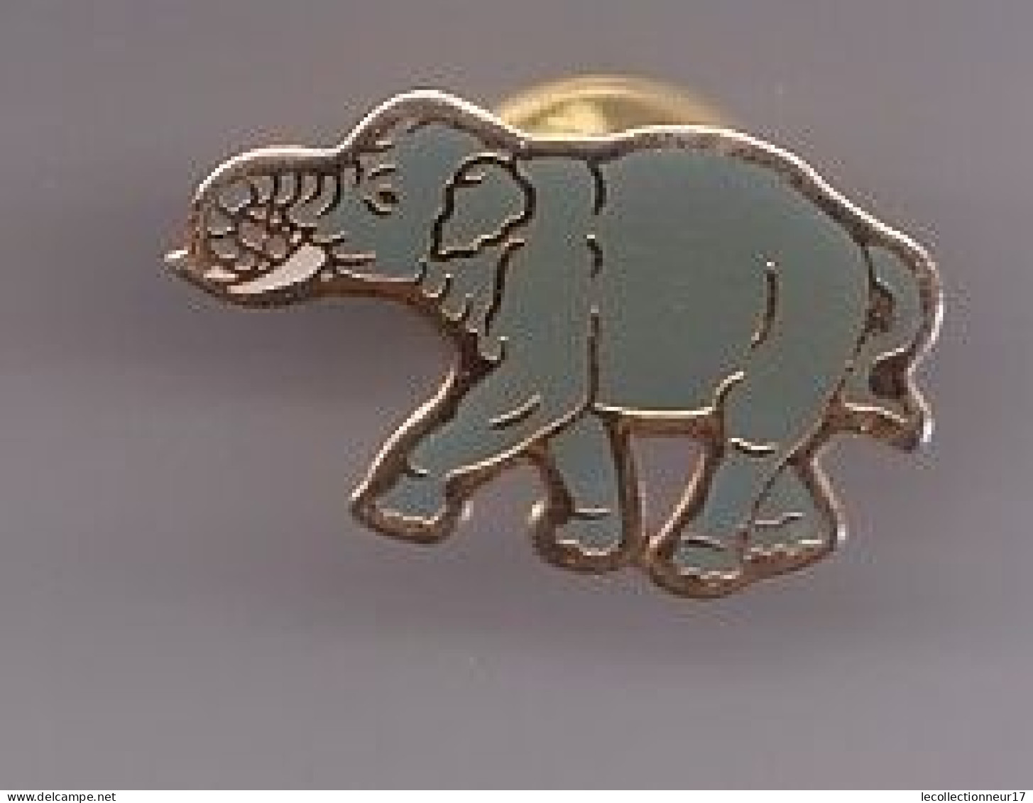 Pin's Animal  Eléphant  Réf  184 - Tiere