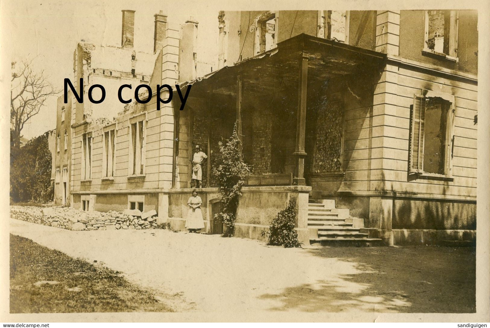 PHOTO FRANCAISE  LE CHATEAU DU GENERAL LIAUTEY EN RUINES A CREVIC PRES DE HARAUCOURT MEURTHE ET MOSELLE GUERRE 1914 1918 - War, Military