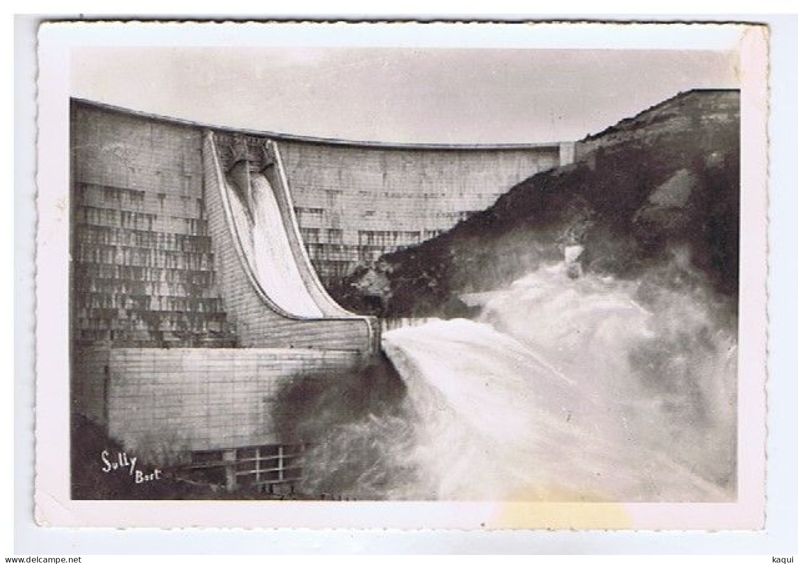 CORREZE - Le Barrage De BORT - L'Evacuateur - Photo Sully - Autres & Non Classés