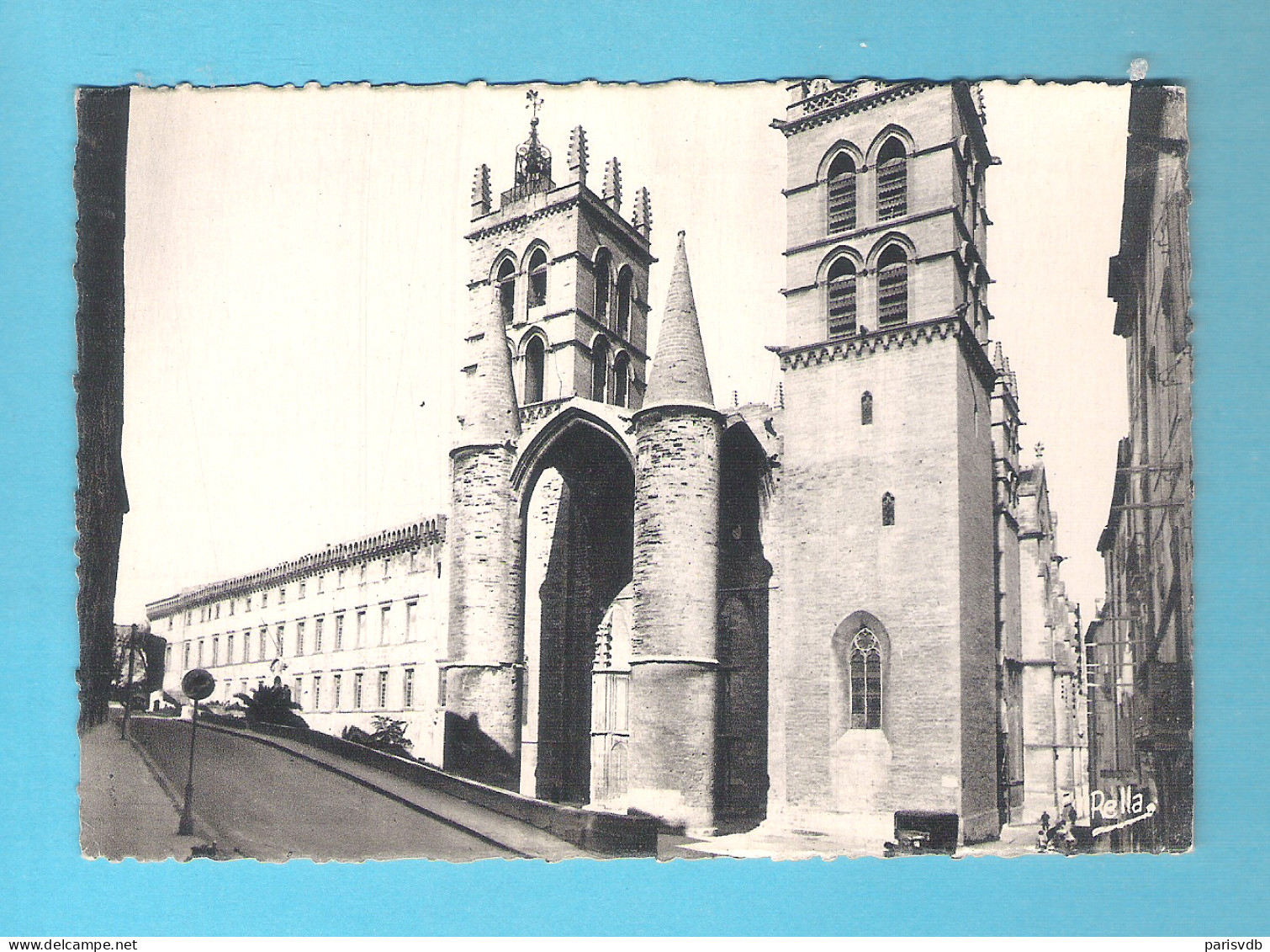 MONTPELLIER - Le Cathédrale Saint Pierre Et La Faculté De Médecine  (FR 20.095) - Montpellier