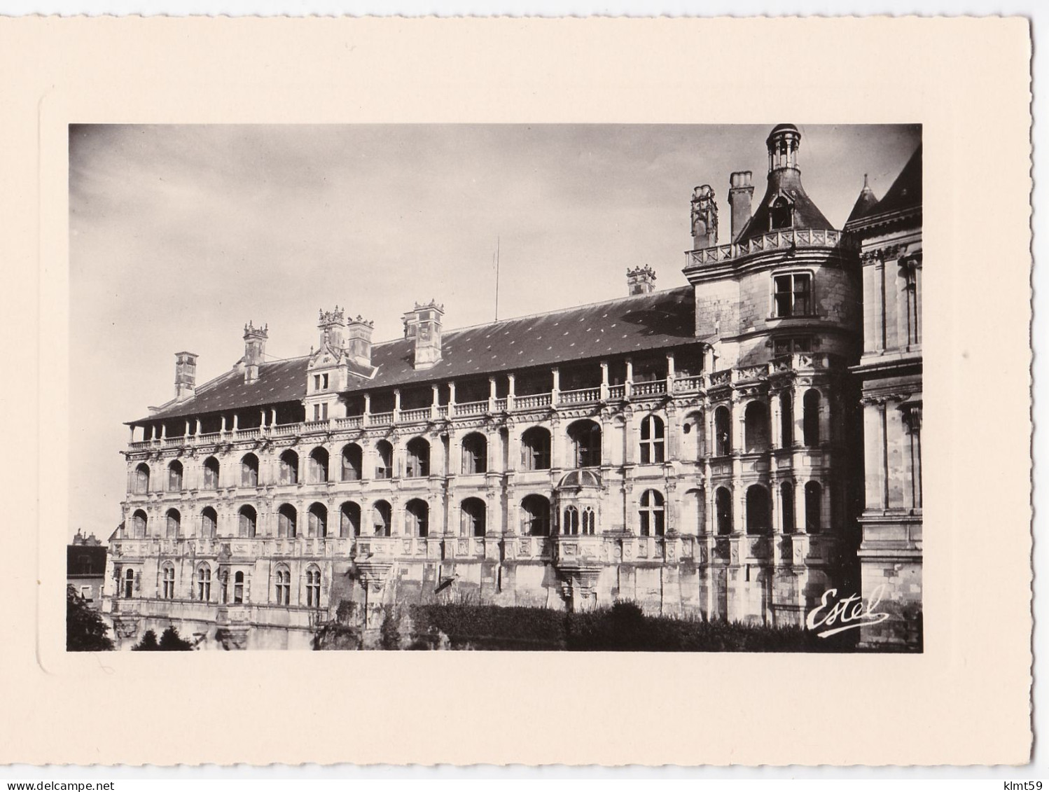 Blois - Le Château : Façade Des Loges - Blois