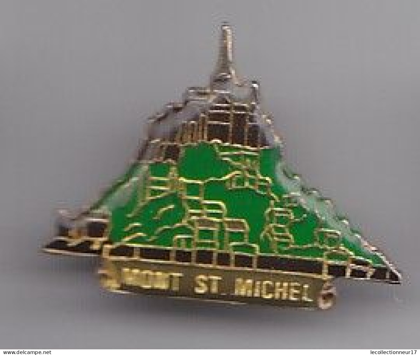 Pin's Mont Saint Michel Dpt 50 Réf 1982 - Städte