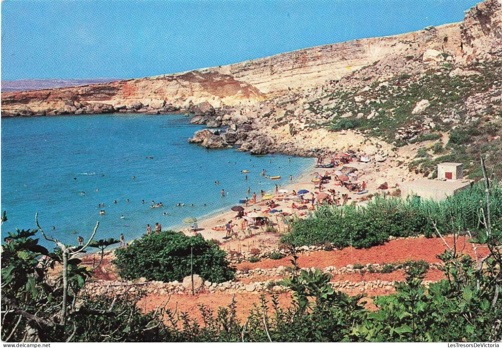 MALTE - Paradise Bay - Marfa - Malta - Animé - Vue Sur Une Plage - La Mer - Carte Postale - Malte